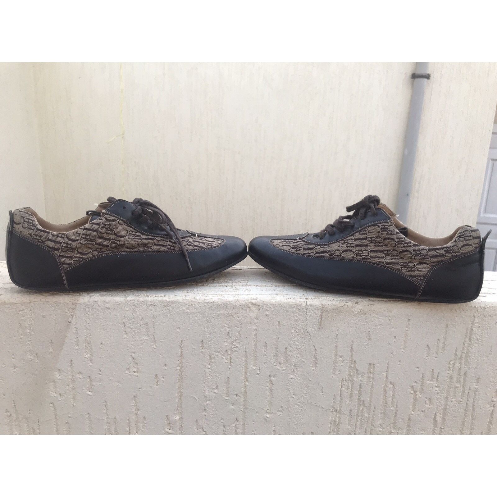 Carolina Herrera Carolina Herrera canvas leather shoes brown WOmen size 9US Size US 9 / IT 39 - 11 Thumbnail