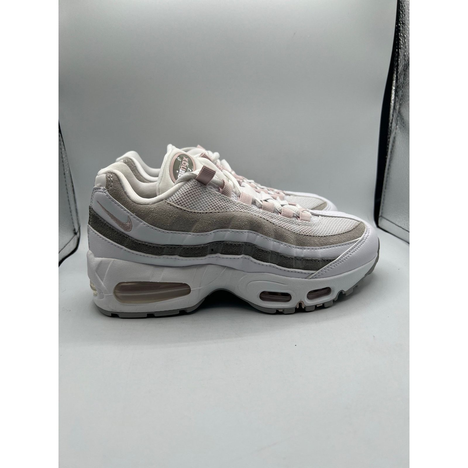 Nike Nike Air Max 95 “White Silt Red” size 6 women’s Size US 6 / EU 39 - 3 Thumbnail