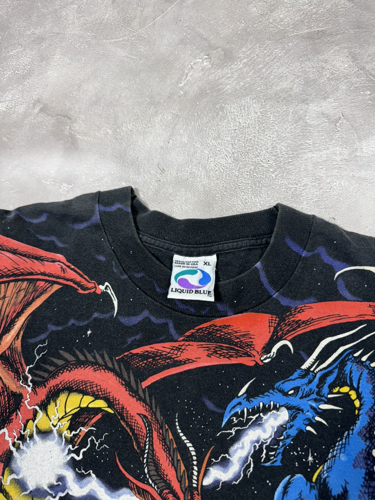 Liquid Blue Vintage Liquid Blue 1994 Fighting Dragon Overprint Tee Size US XL / EU 56 / 4 - 6 Thumbnail
