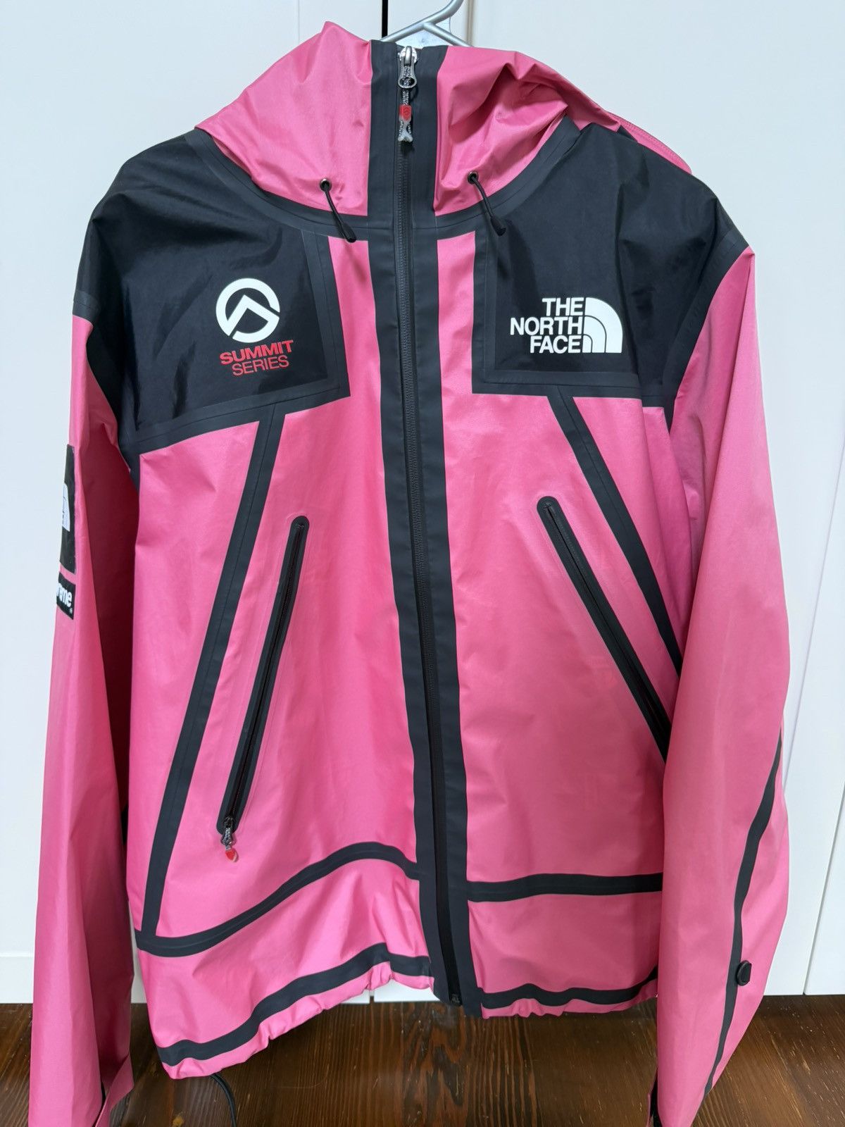 Supreme × The North Face Supreme x The North Face Summit Series Jacket Size US L / EU 52-54 / 3 - 1 Thumbnail