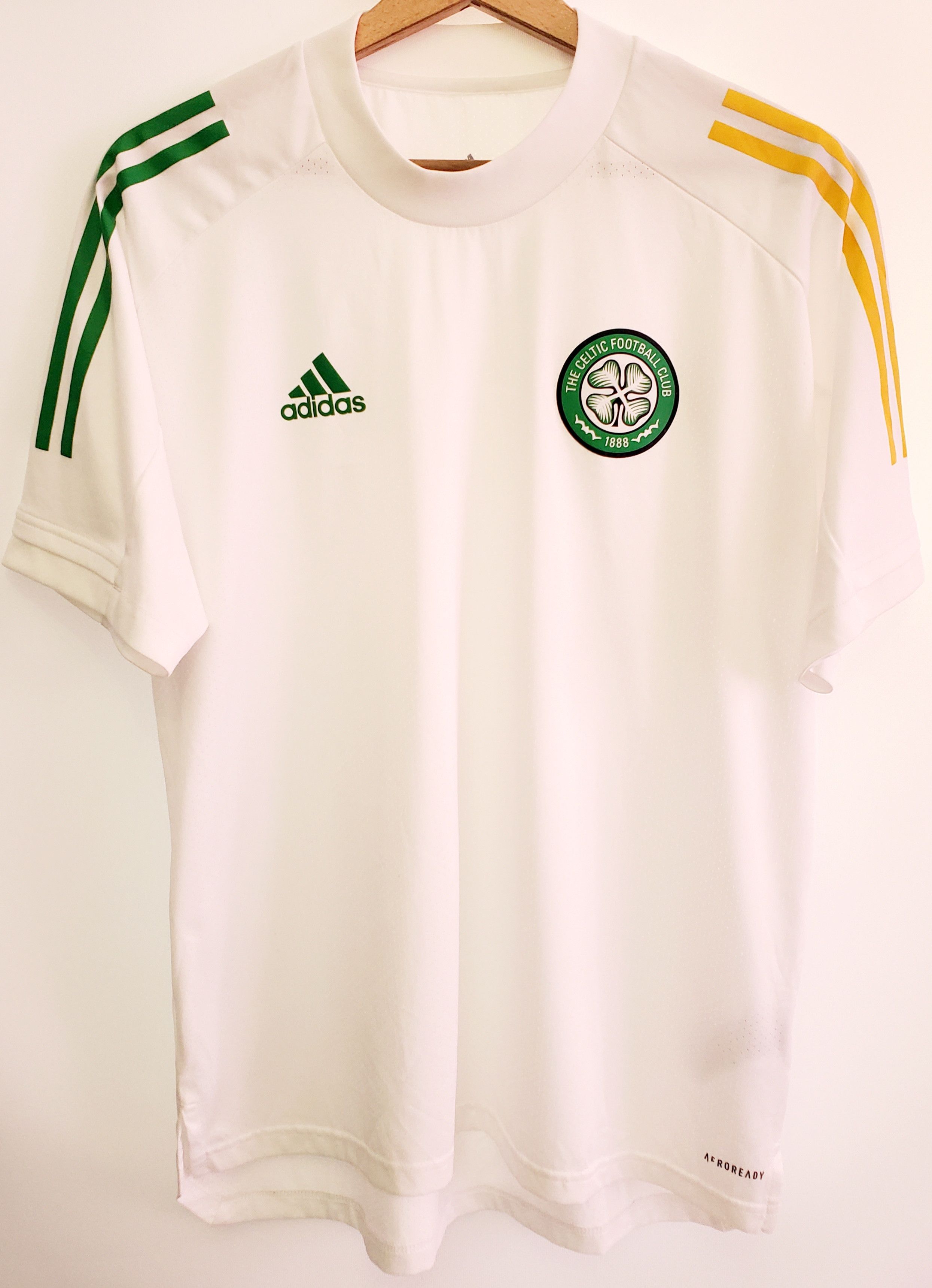Adidas FC CELTIC 2020/2021 soccer jersey perfect condition size M Size US M / EU 48-50 / 2 - 1 Thumbnail