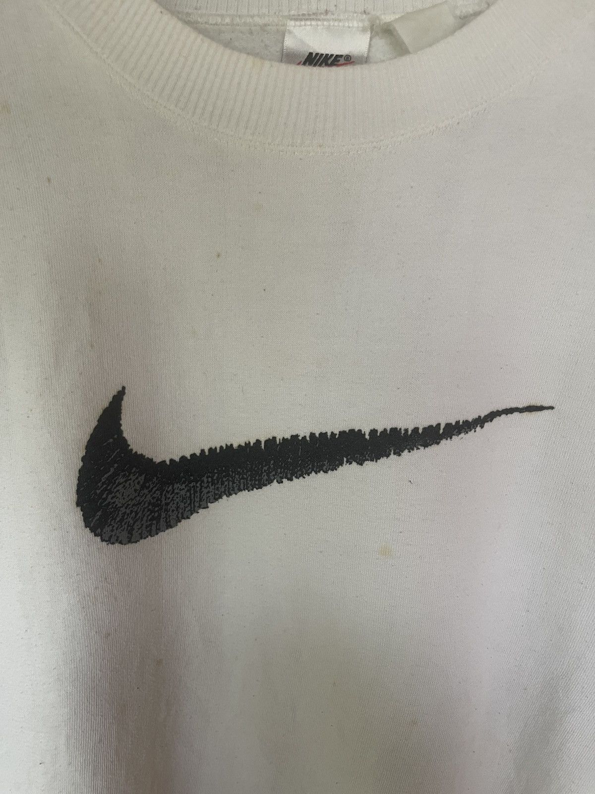 Nike Vintage 90's Nike Big Center Swoosh Crewneck Sweatshirt Size US L / EU 52-54 / 3 - 3 Thumbnail