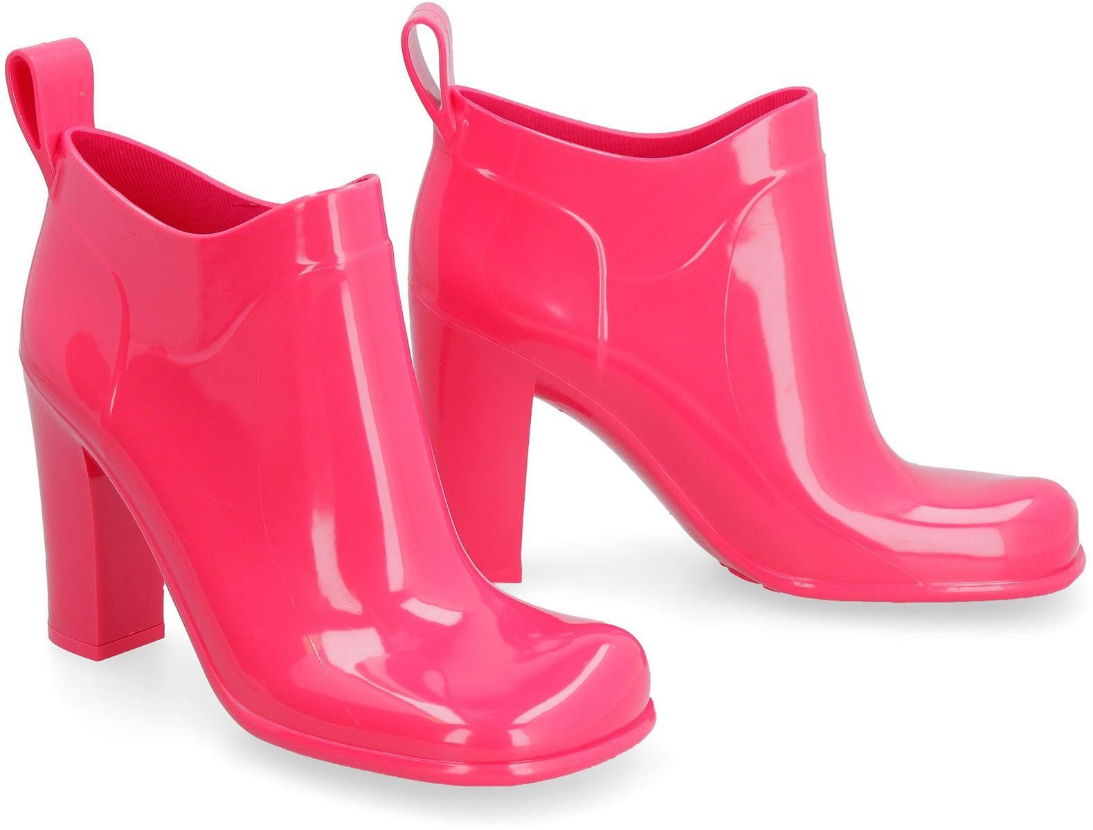 Bottega Veneta o1y0725 Rubber Ankle Boots in Fuchsia Size US 6 / IT 36 - 2 Thumbnail