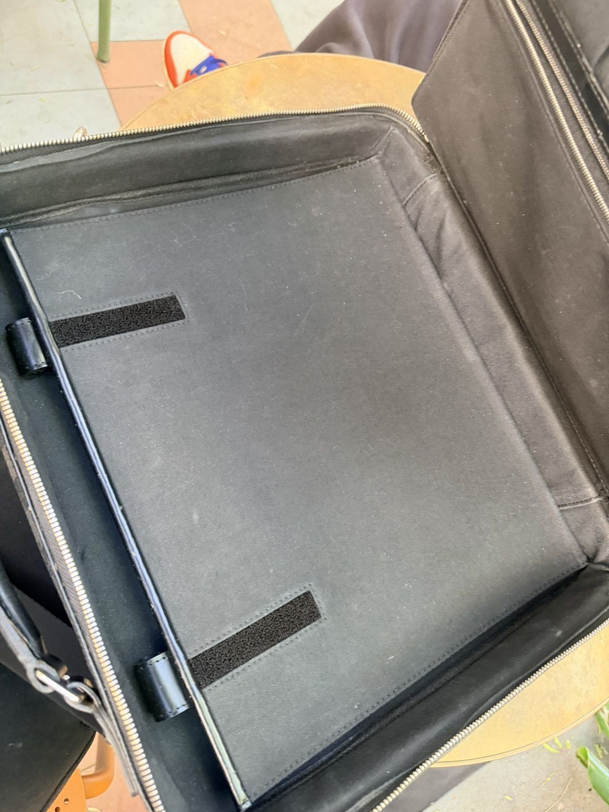 Louis Vuitton Louis Vuitton Damier Graphite Laptop Case Business Portfolio Size ONE SIZE - 6 Thumbnail