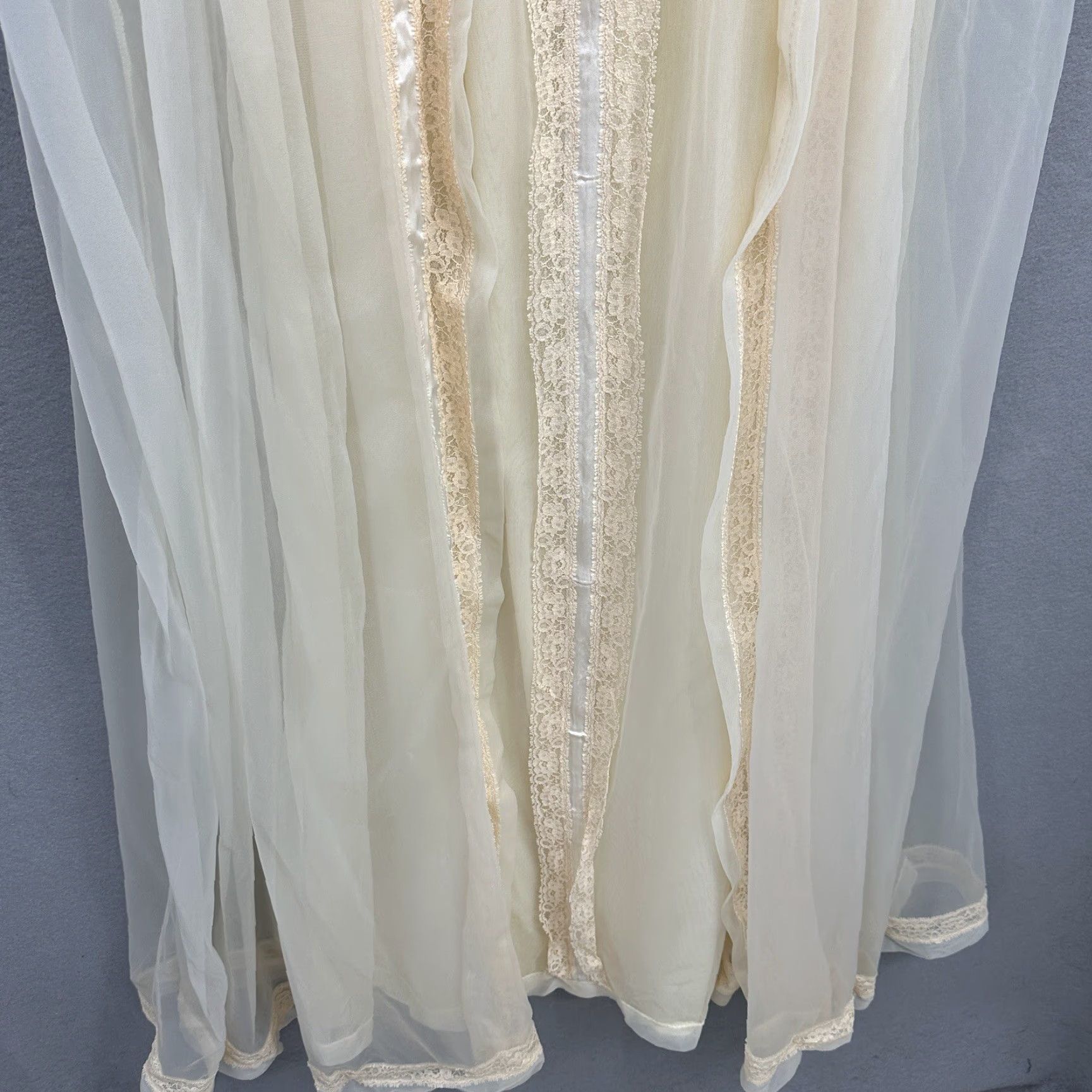 Vintage VINTAGE Tosca Lingerie Boudoir Peignoir Nightgown Womens Small Yellow Chiffon 1970s Victorian Size ONE SIZE - 3 Thumbnail