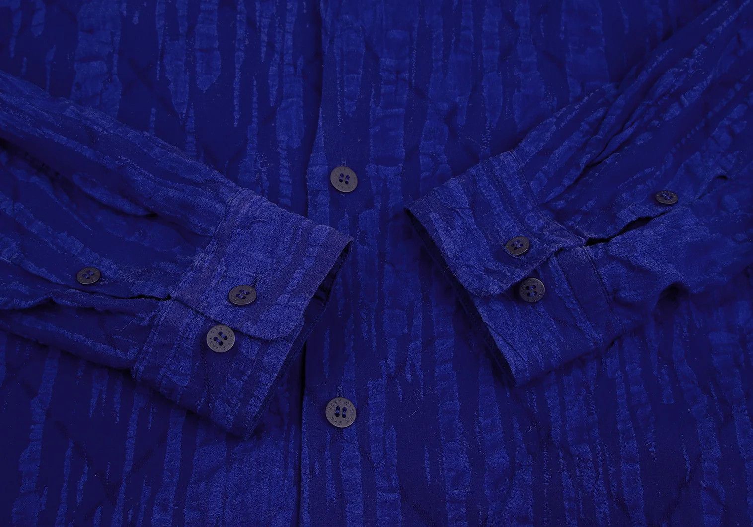 Issey Miyake Random Ripple Stripe Shirt in Blue 4 Size US XL / EU 56 / 4 - 6 Thumbnail