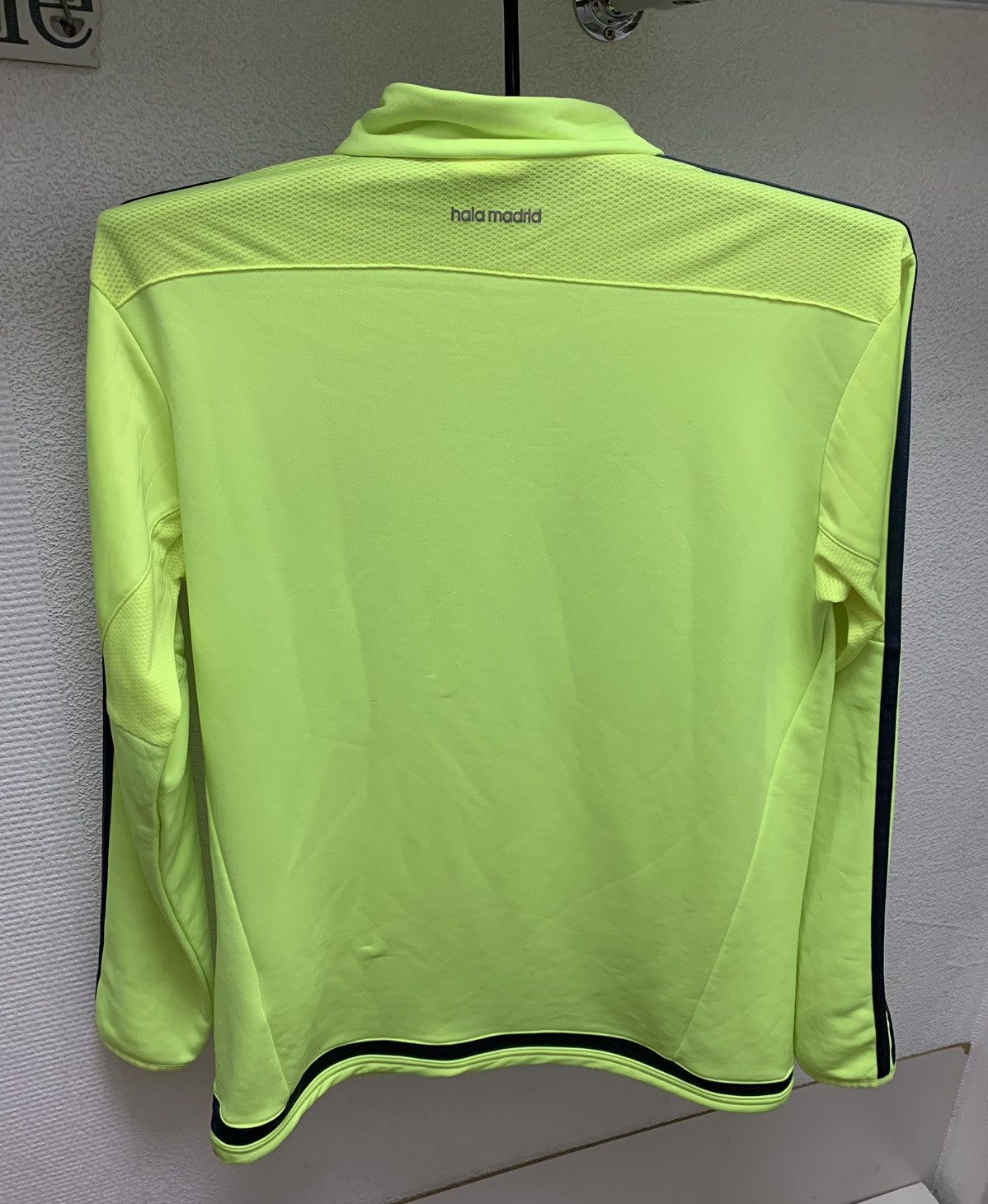 Adidas Adidas Real Madrid yellow soccer jersey longsleeve L sz Size US L / EU 52-54 / 3 - 2 Thumbnail