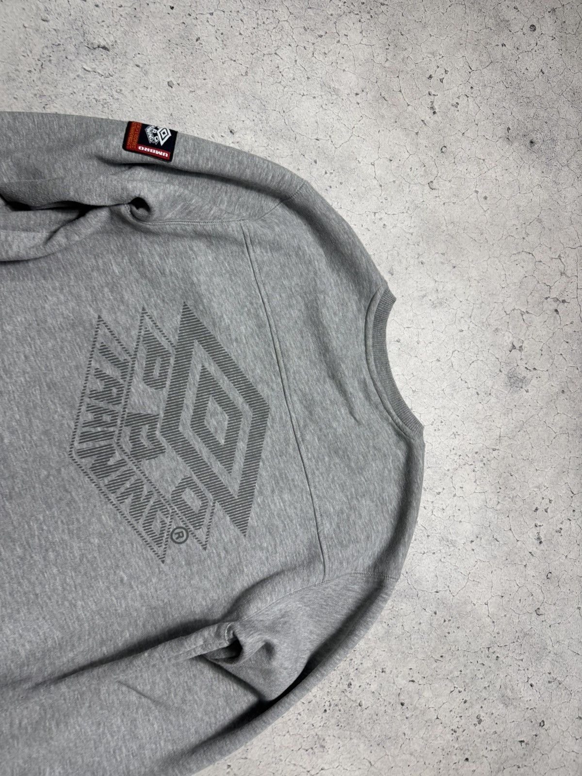 Umbro Umbro Pro Training Vintage Sweatshirt Big Logo Retro Size US L / EU 52-54 / 3 - 9 Thumbnail
