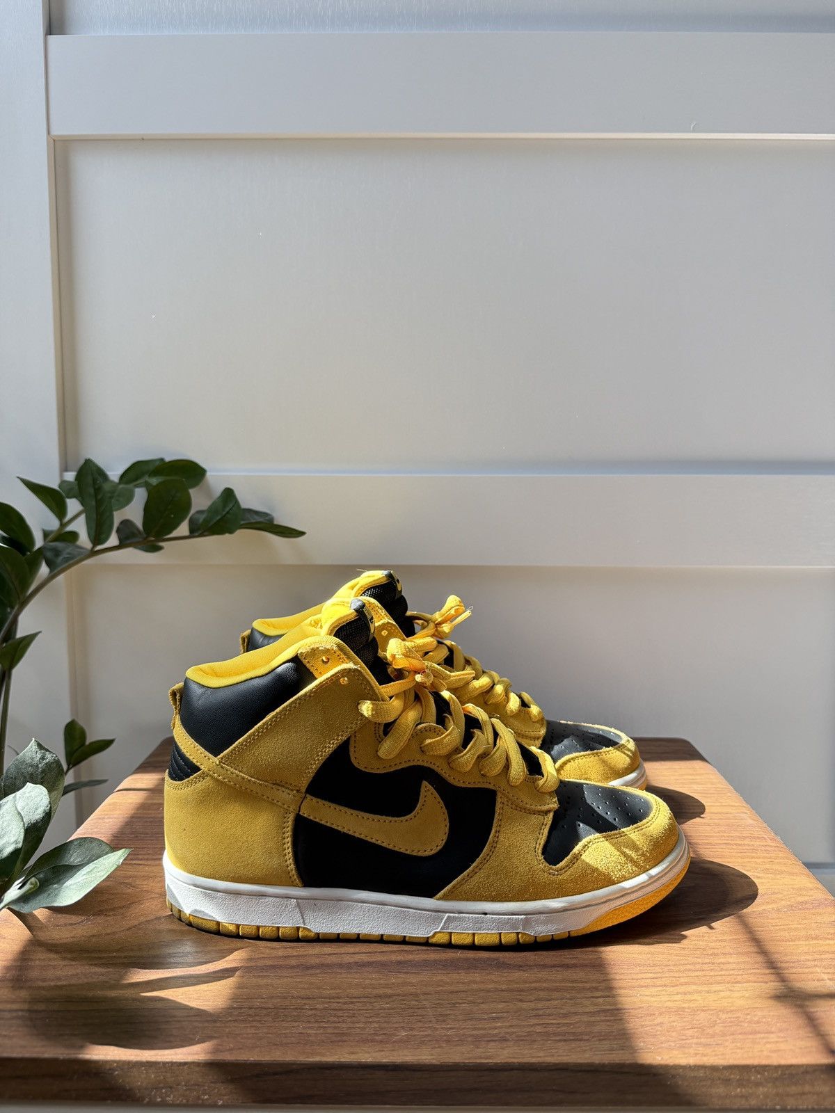 Nike SB Nike SB Dunk High Iowa Size US 9.5 / EU 42-43 - 2 Thumbnail
