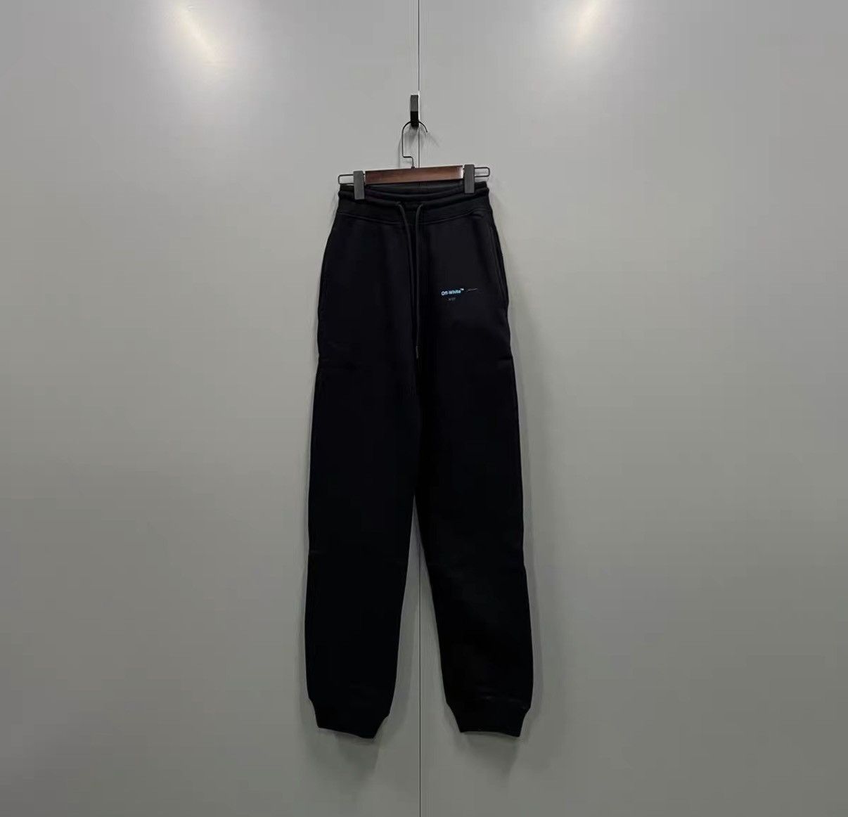 Off-White OFF-WHITE OW Colorful Arrow Print Sweatpants J41 Size US 30 / EU 46 - 1 Thumbnail