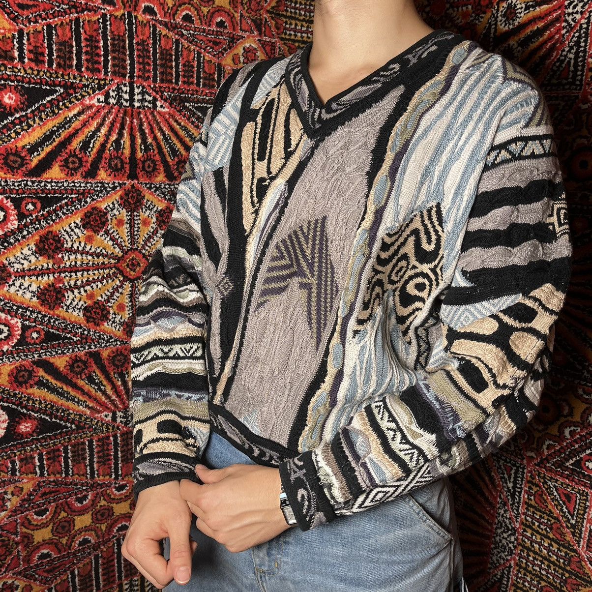Coogi Rare Vintage Streetwear Stitched Sweater COOGI Size US L / EU 52-54 / 3 - 6 Thumbnail