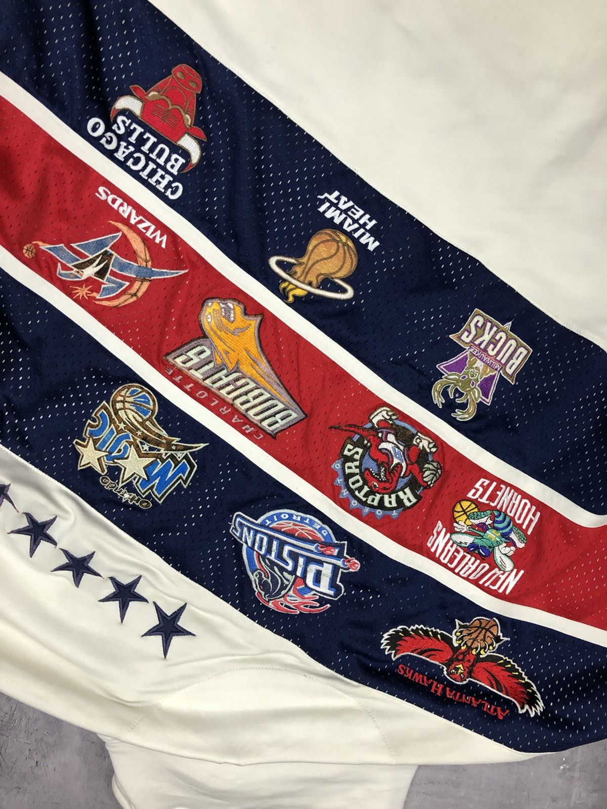 NBA × Vintage UNK NBA ALL STARS 2004 jacket giacca felpa collection Size US L / EU 52-54 / 3 - 11 Thumbnail