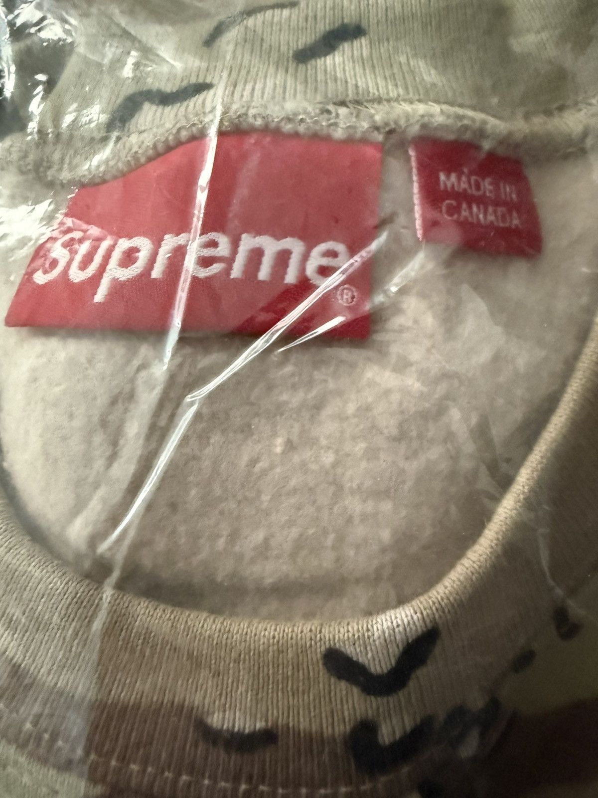 Supreme Supreme Futura Chocolate Chip Camo Size US M / EU 48-50 / 2 - 4 Thumbnail