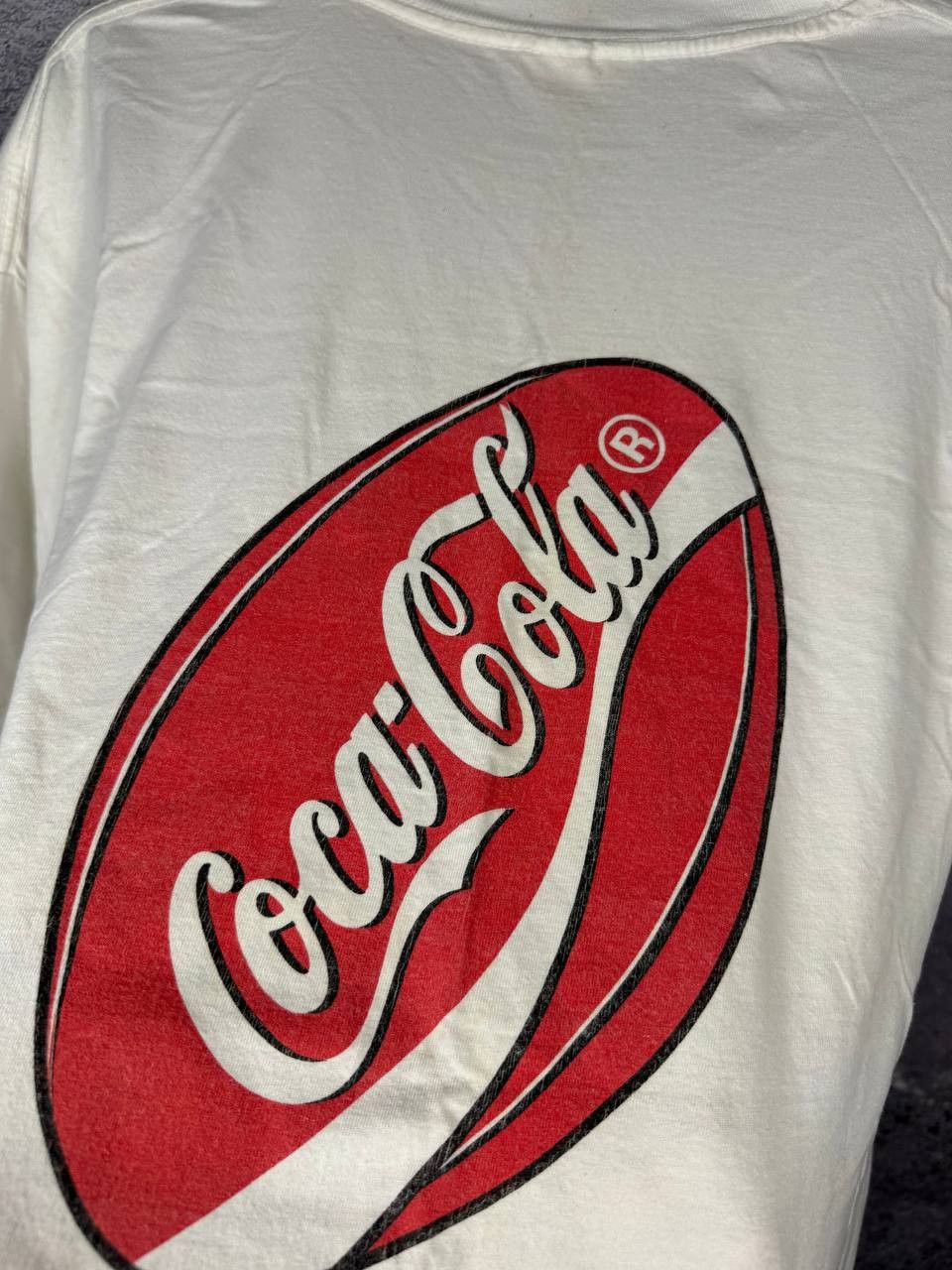 Coca Cola Vintage Retro 90's Style Coca Cola Faded White T-Shirt Size US XL / EU 56 / 4 - 10 Thumbnail
