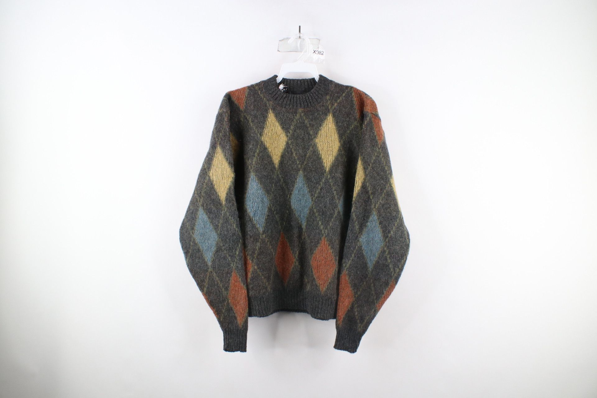 Vintage Vintage 50s 60s Streetwear Knit Argyle Diamond Sweater USA Size US M / EU 48-50 / 2 - 1 Thumbnail