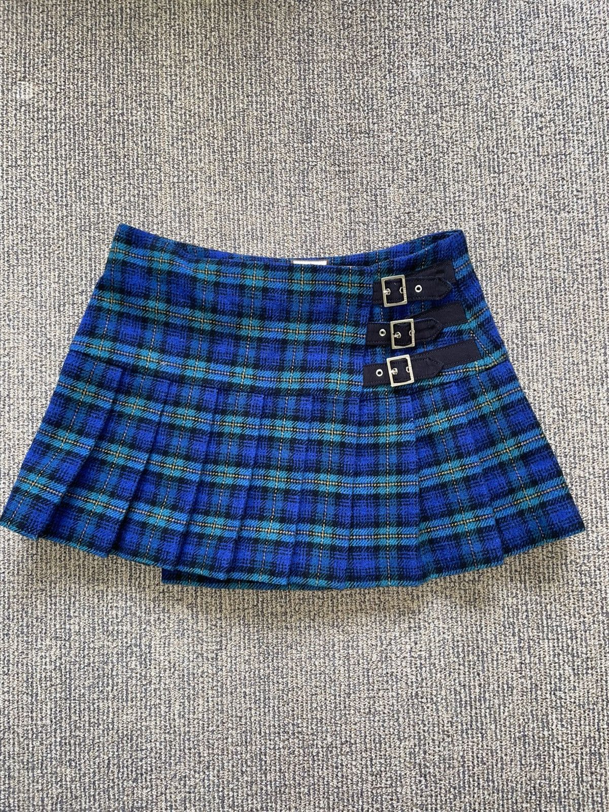 Juicy Couture juicy couture Tweed Skirt Early 2000s Paris Hilton RP: $380 Size 28" / US 6 / IT 42 - 2 Thumbnail