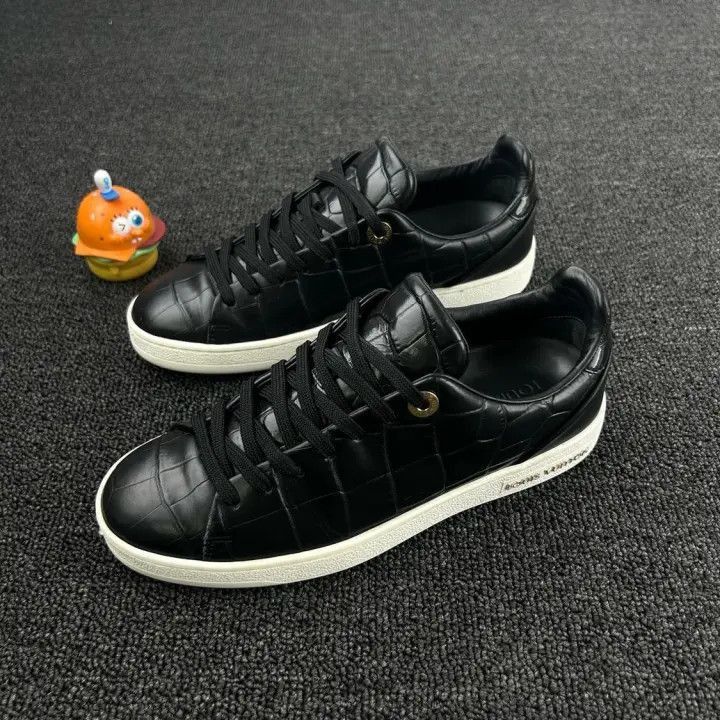 Louis Vuitton Louis Vuitton Black Casual Lace-Up Sneakers -2508 Size US 5.5 / EU 38 - 1 Thumbnail