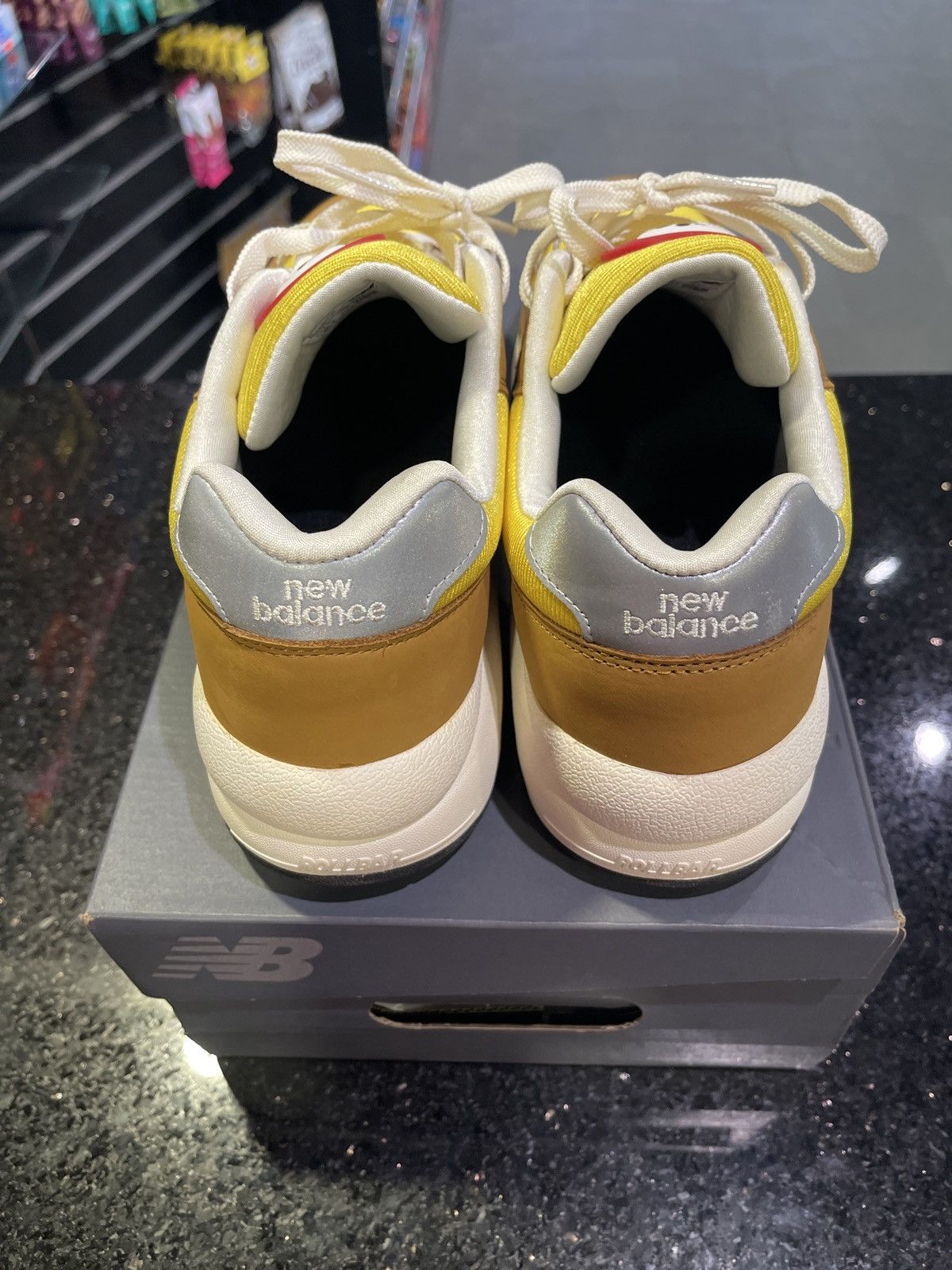 New Balance 580 Size US 11.5 / EU 44-45 - 2 Thumbnail