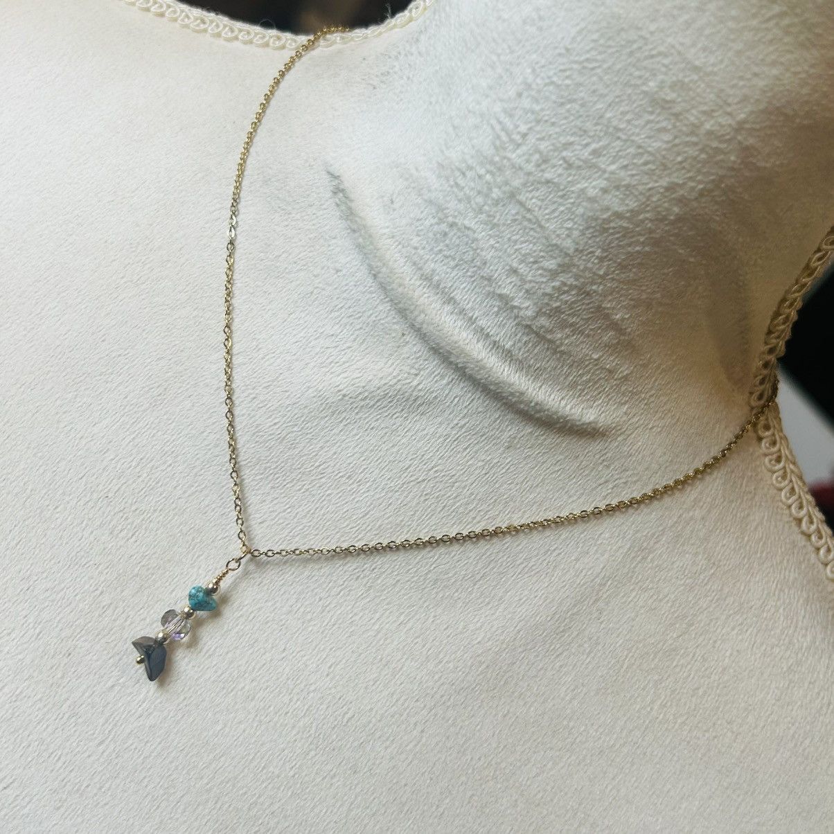 Handmade Handcrafted tigers eye turquoise crystal necklace set Size ONE SIZE - 4 Thumbnail