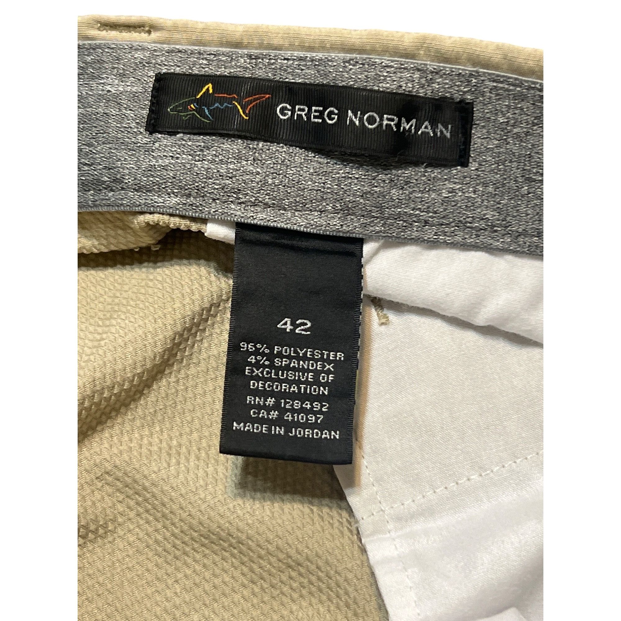 Greg Norman Greg Norman Beige Golf Shorts Khaki Mens Size 42 Size US 42 / EU 58 - 4 Thumbnail