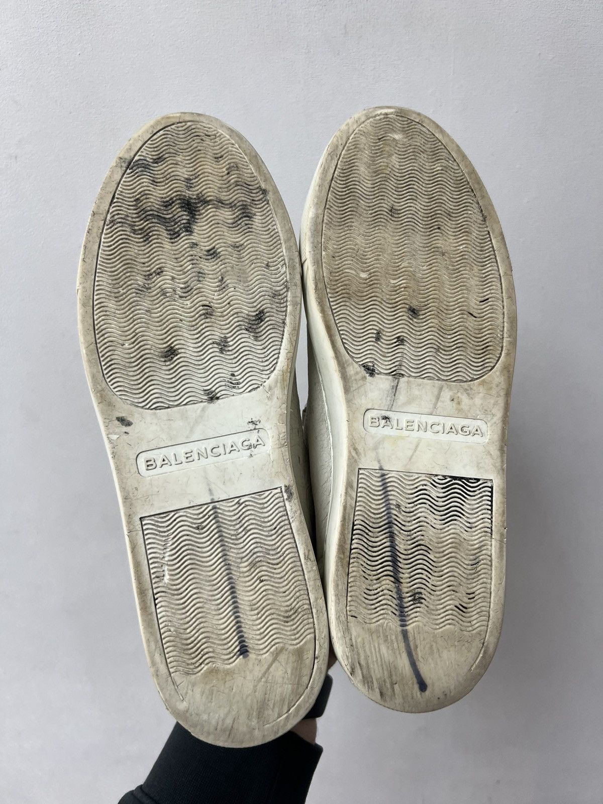 Balenciaga Balenciaga Arena Leather Low Sneaker White Size 7 Size US 7 / EU 40 - 12 Thumbnail
