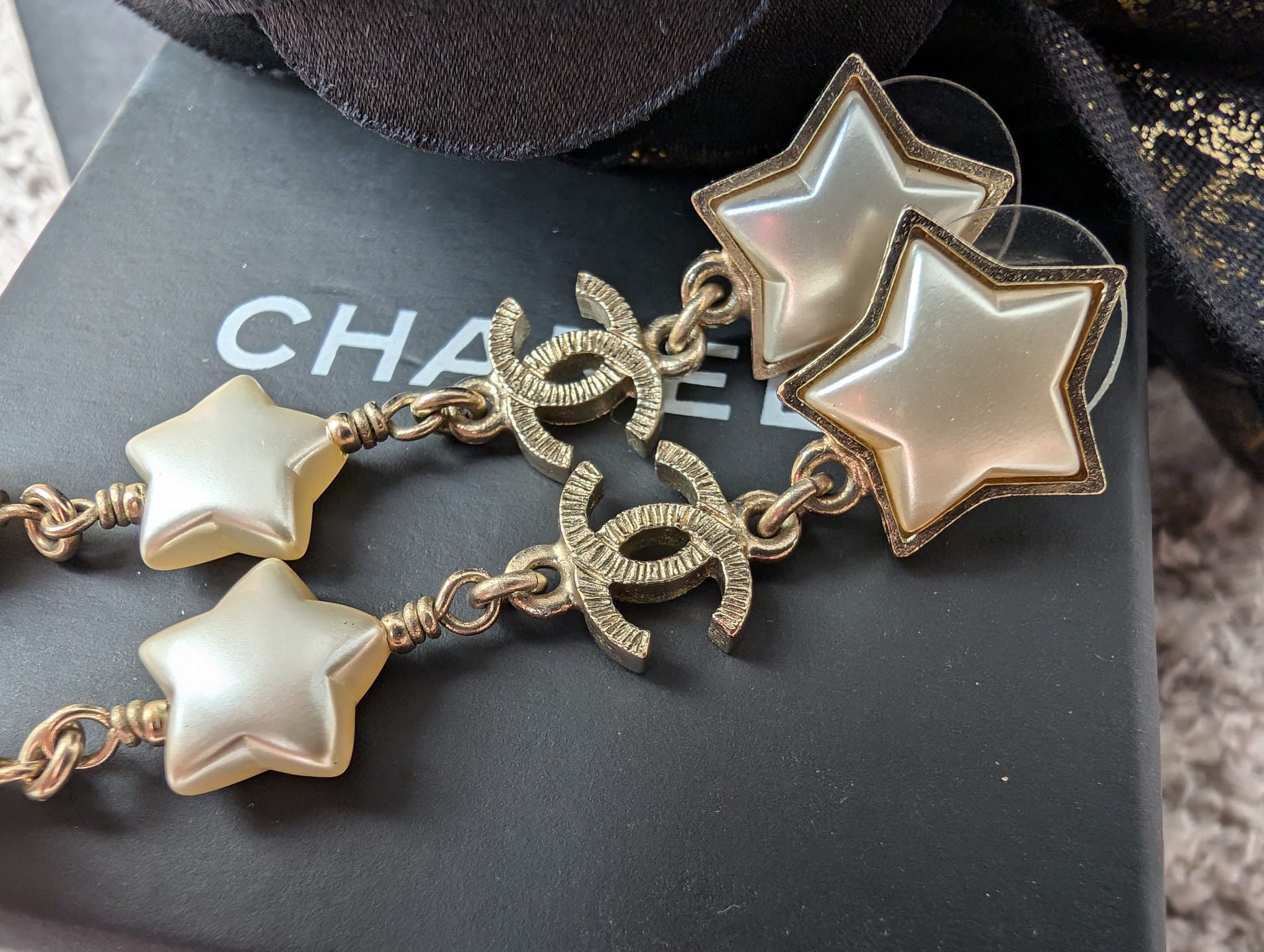 Chanel Chanel CC A17B GHW Pearl Star Long Logo Earrings box Size ONE SIZE - 11 Thumbnail