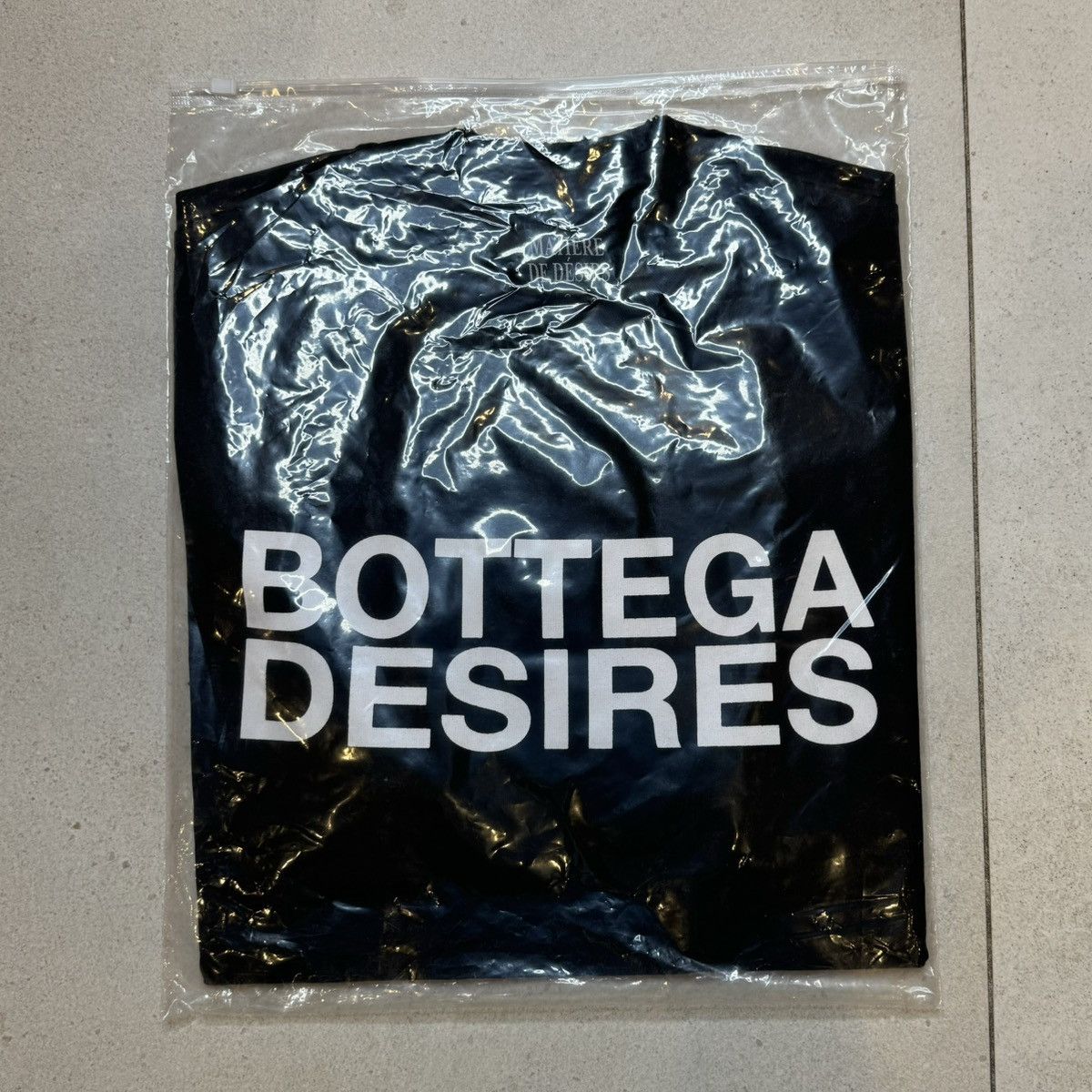 Bottega Desires Bottega desires Souvenir T-Shirt SIZE SMALL Size US S / EU 44-46 / 1 - 3 Thumbnail