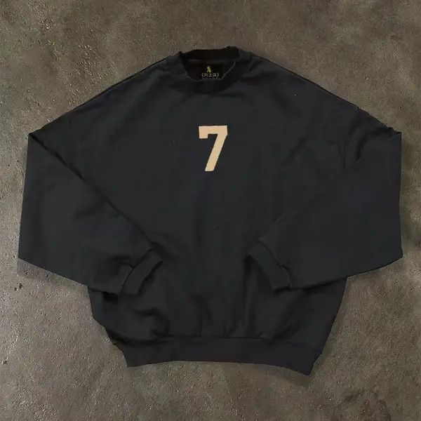Japanese Brand Loose Fit Number 7 Print Black Long Sleeve T Shirt Size US XL / EU 56 / 4 - 2 Thumbnail