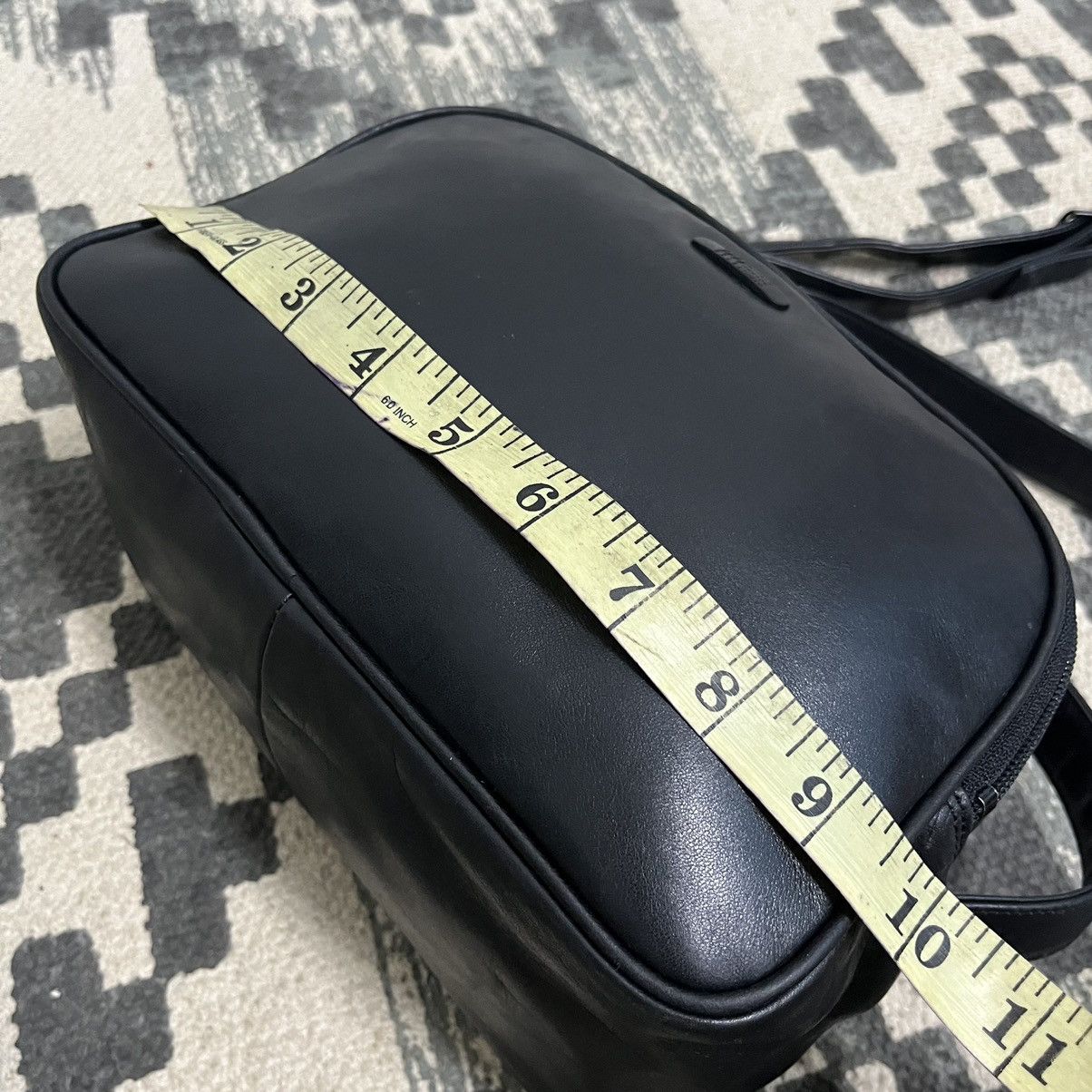 Issey Miyake Authentic Vintage Issey Miyake Product Leather Sling Bag Size ONE SIZE - 10 Thumbnail