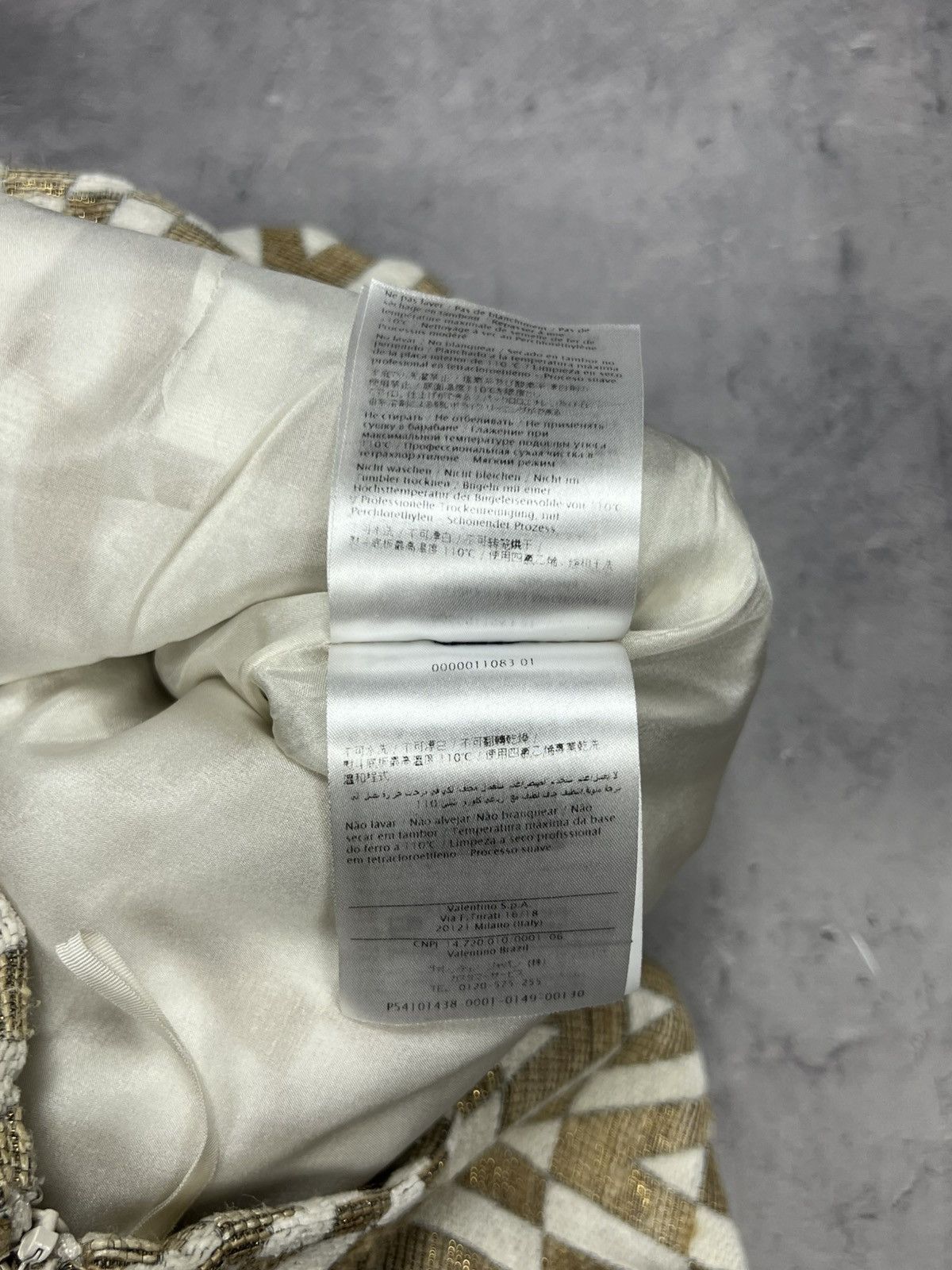 Valentino Valentino VLOGO Gold White Monogram Mini Skirt Skort Sz 42 Size 28" / US 6 / IT 42 - 15 Thumbnail