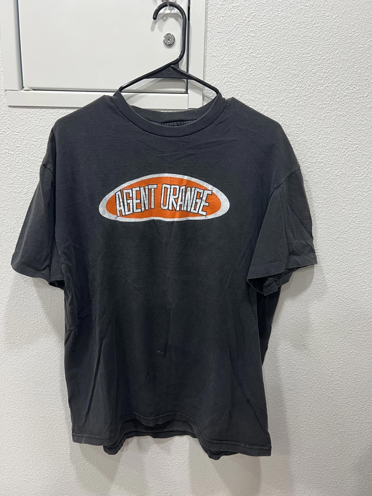 Hanes 90s Agent Orange Band Tee Size US L / EU 52-54 / 3 - 1 Thumbnail
