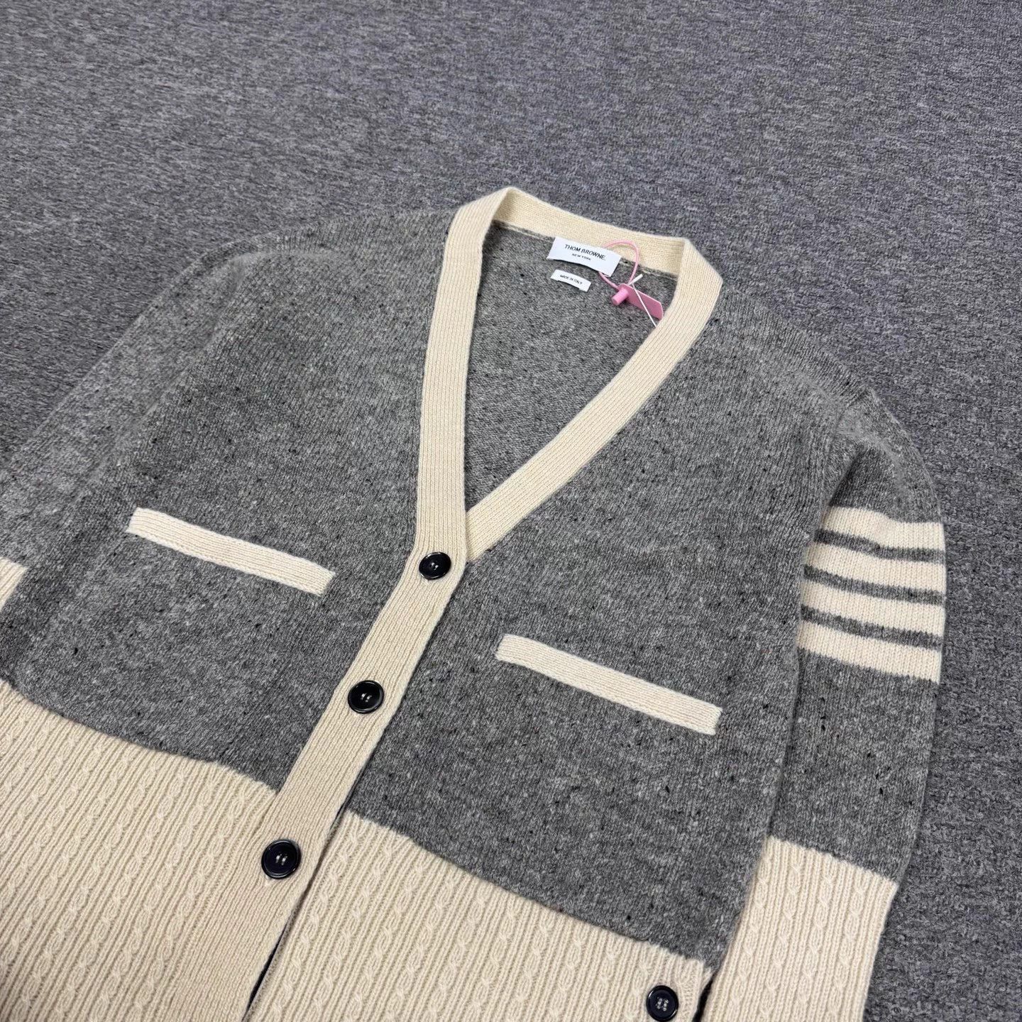 Thom Browne Thom Browne 4-stripe color blocked cardigan 38 Size XS / US 0-2 / IT 36-38 - 4 Thumbnail