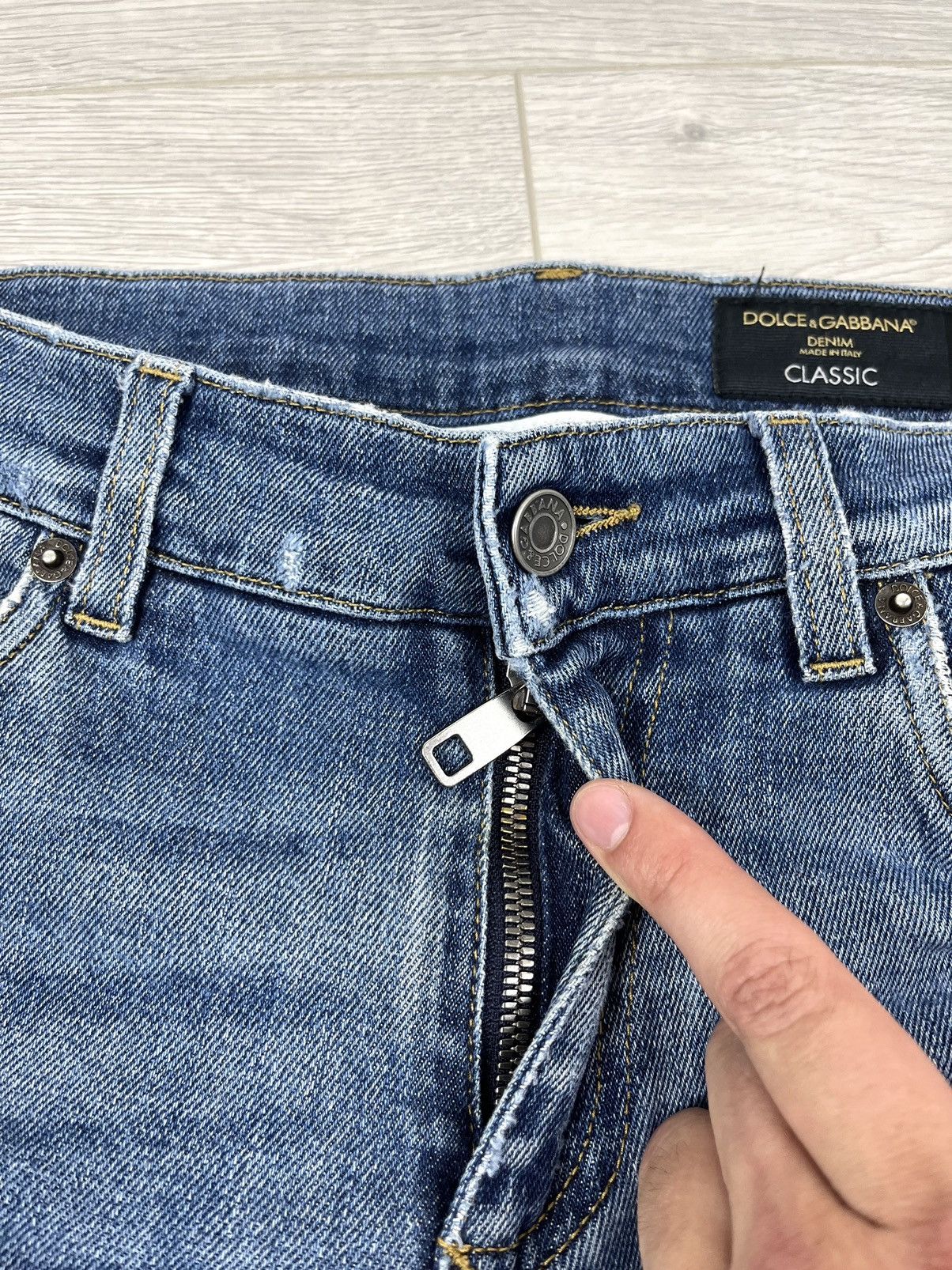 Dolce & Gabbana Dolce & Gabbana Distressed Slim Fit Blue Washed Denim Pants Size US 30 / EU 46 - 12 Thumbnail