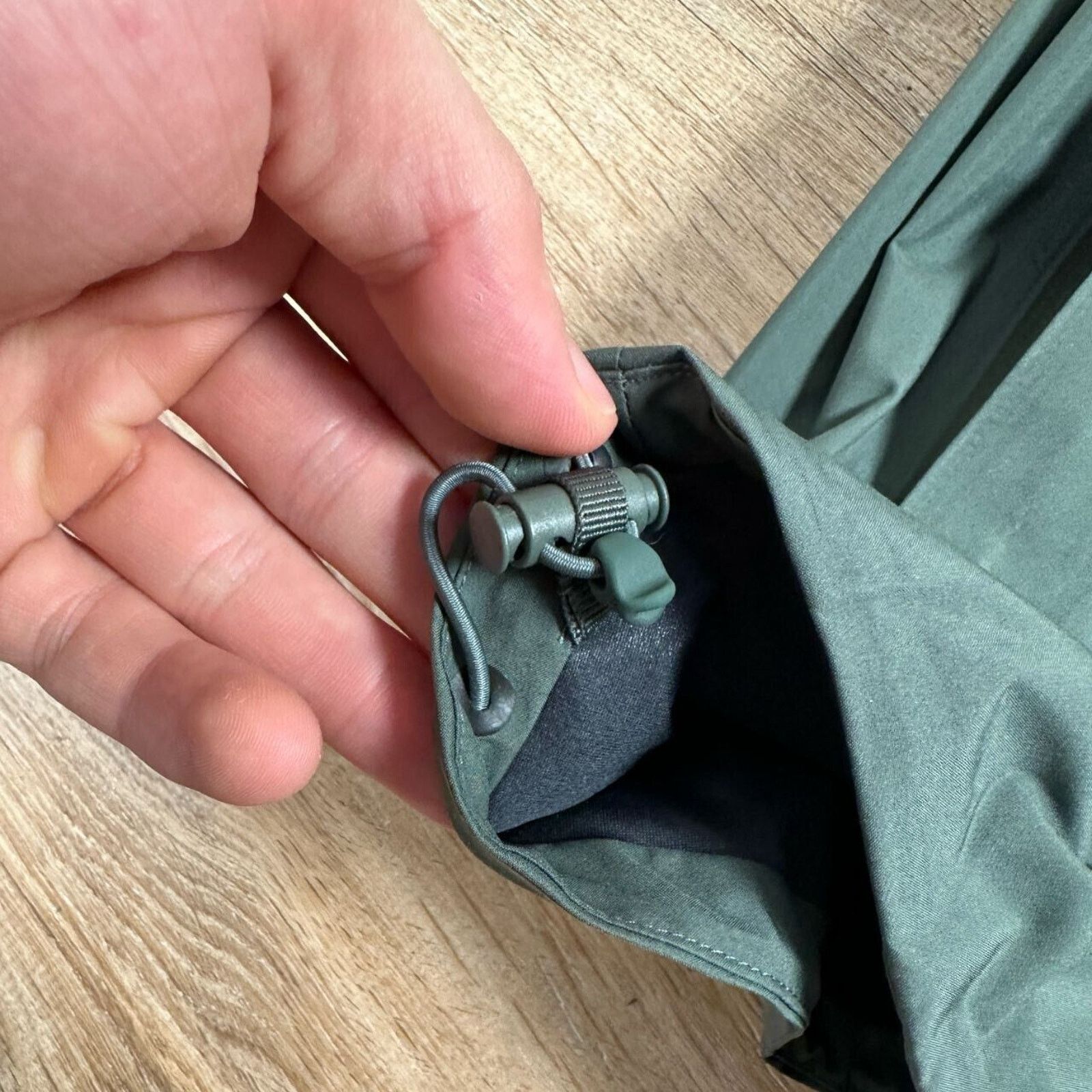 Lululemon Lululemon Men’s Waterproof Full-Zip Rain Jacket Green XL Size US XL / EU 56 / 4 - 8 Thumbnail