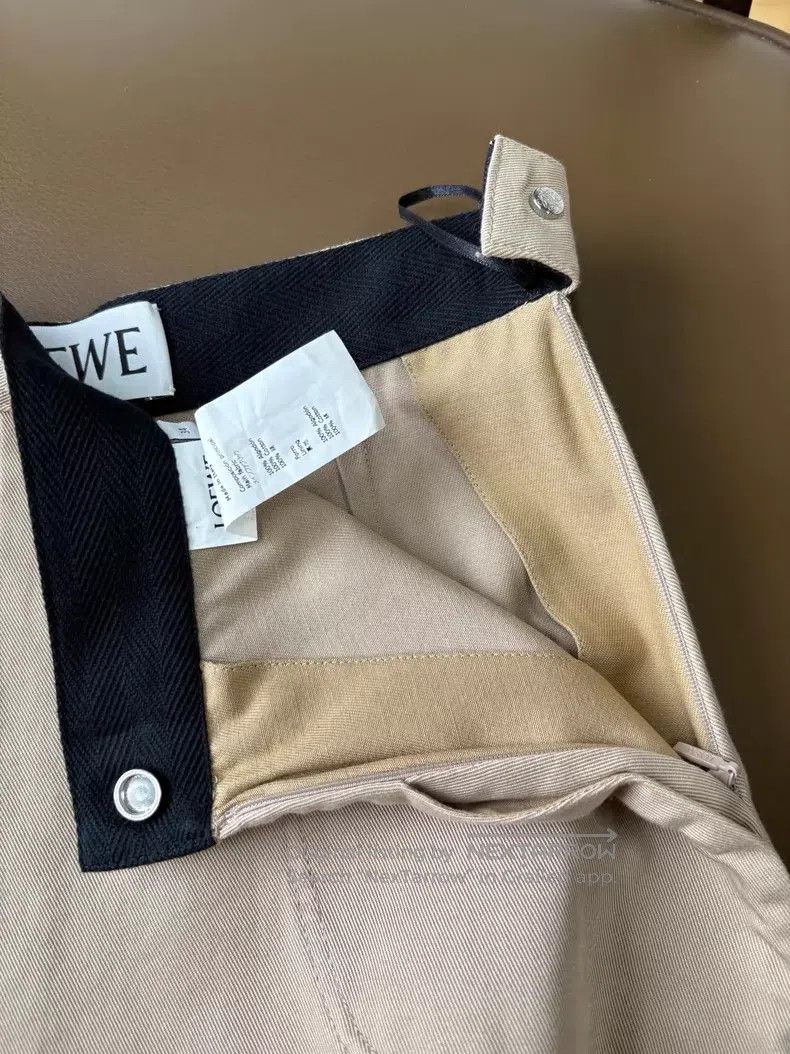 Loewe Loewe Khaki Colored Patchwork Nine-Quarter High-Waisted Wi Size 42" / US 20 - 4 Thumbnail