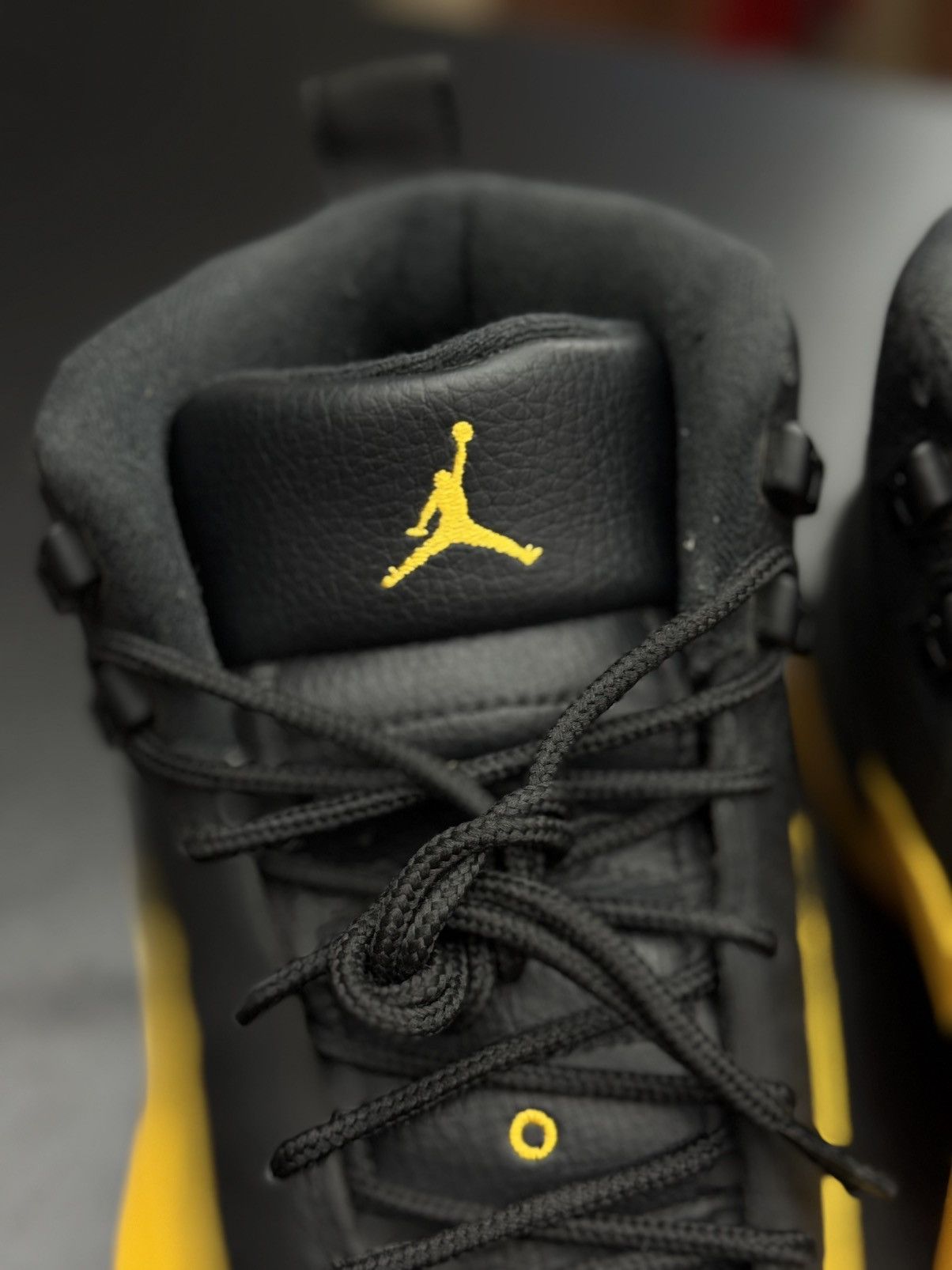 Jordan Brand × Nike Jordan 12 University Gold Size 10 Pre Owned 🧼 Size US 10 / EU 43 - 8 Thumbnail