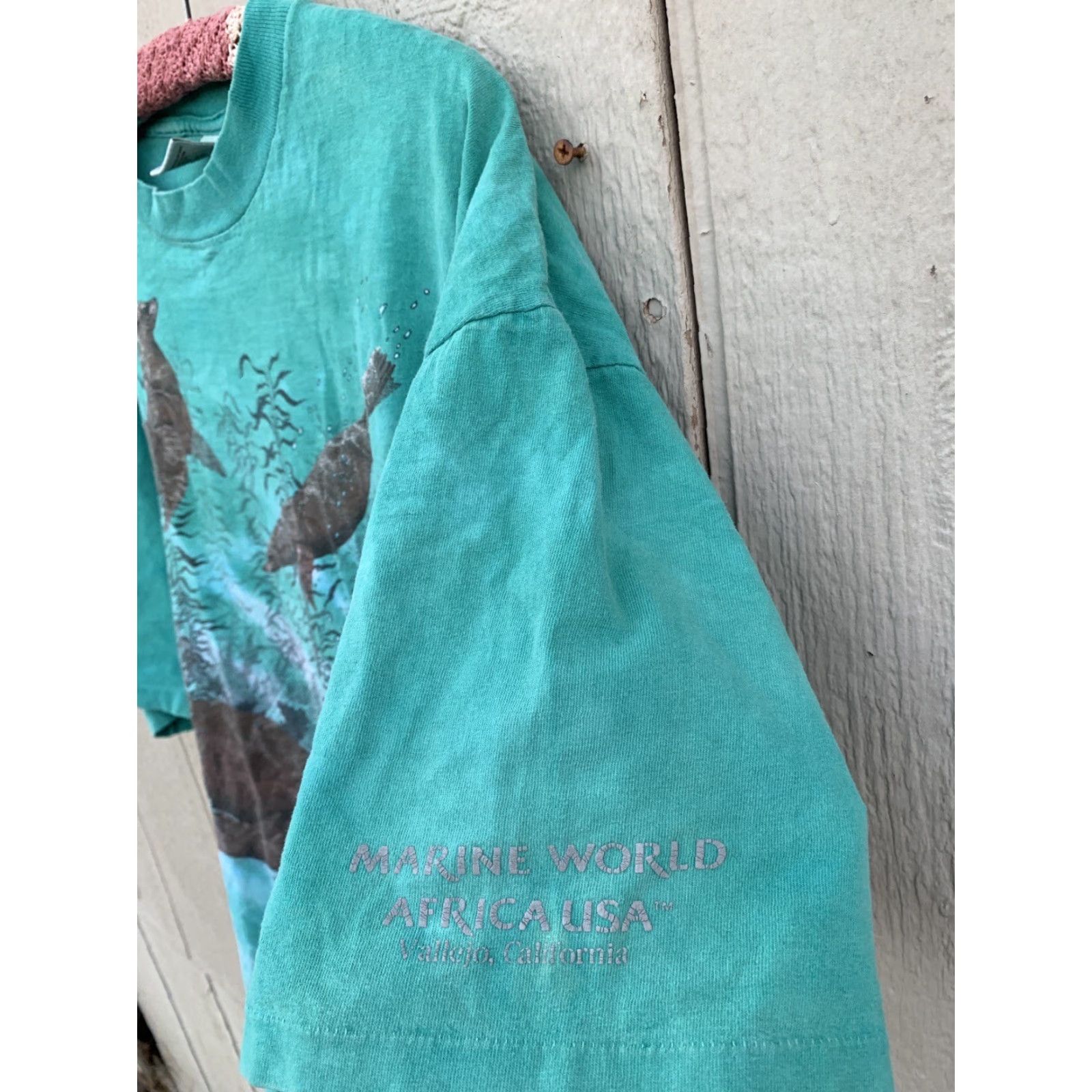 Vintage Vtg Marine World Africa USA Vallejo California Nature Tee T Shirt Seal Seals XL Shirt Men Green 1990s Graphic Tee USA Sportswear/Beach Size US XL / EU 56 / 4 - 3 Thumbnail