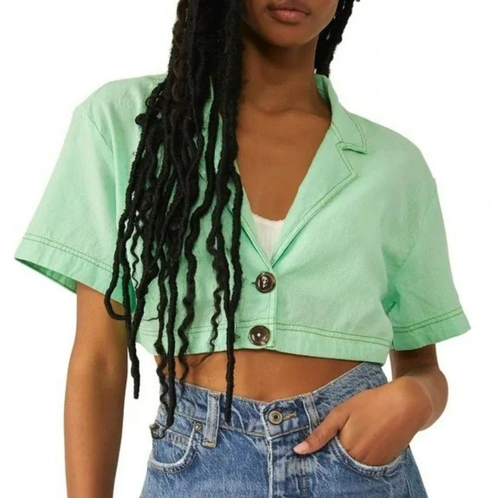 Free People NWT New Free People Honeydew Crop Green Blouse Size L Size L / US 10 / IT 46 - 1 Thumbnail