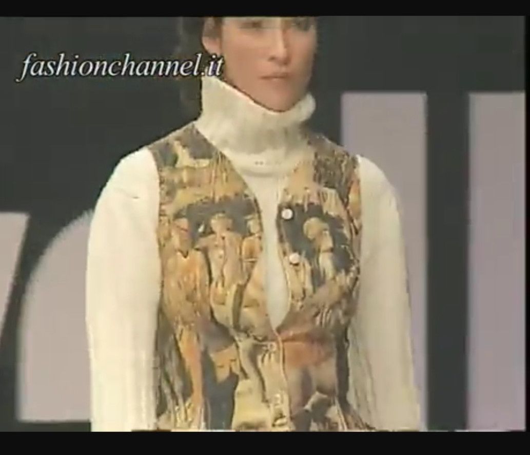 Roberto Cavalli ROBERTO CAVALLI - AW94 - 95 renaissance print vest Size S / US 4 / IT 40 - 1 Thumbnail