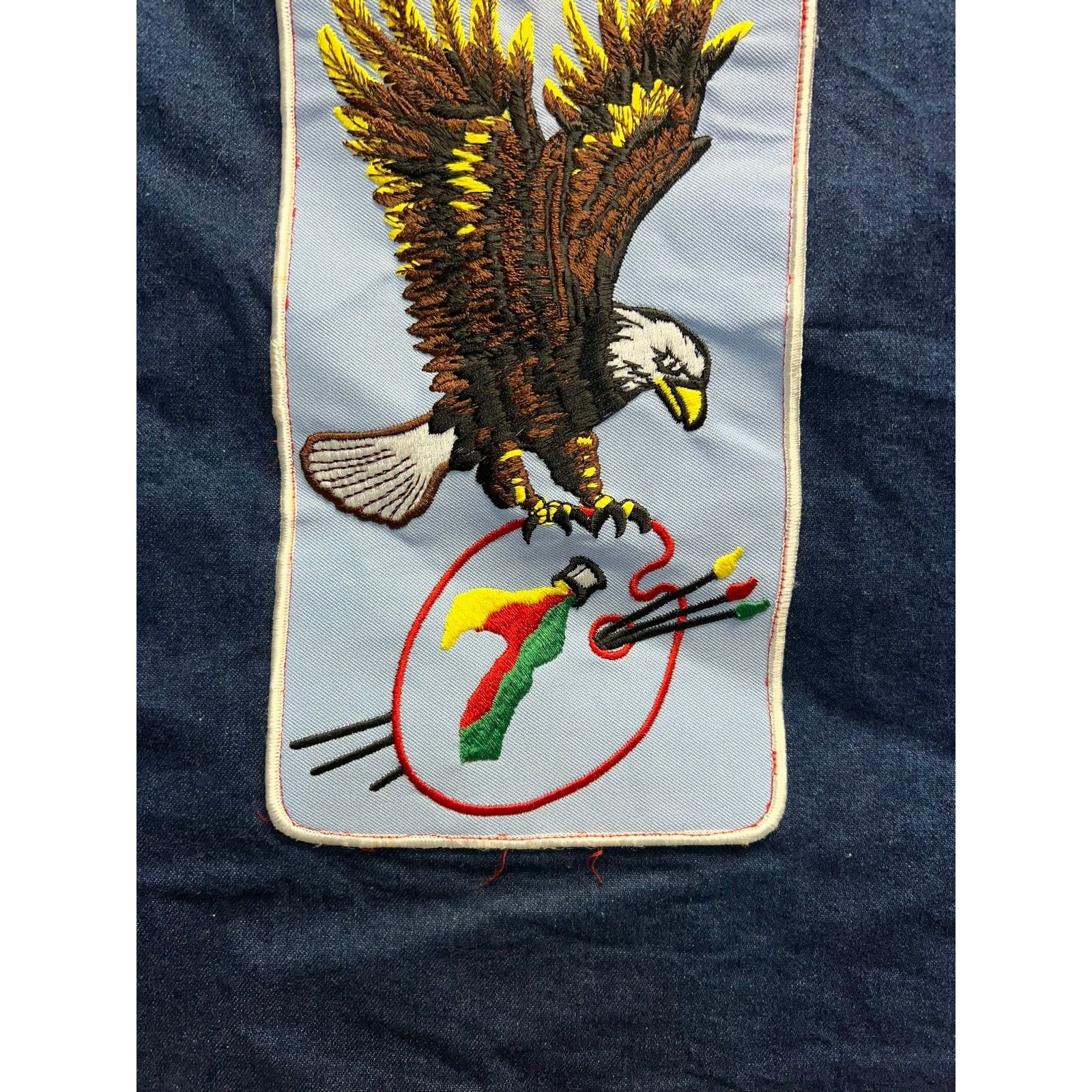 Vintage Vintage Denim Vest Sleeveless Jacket Bald Eagle Art 80s L Size US L / EU 52-54 / 3 - 9 Thumbnail
