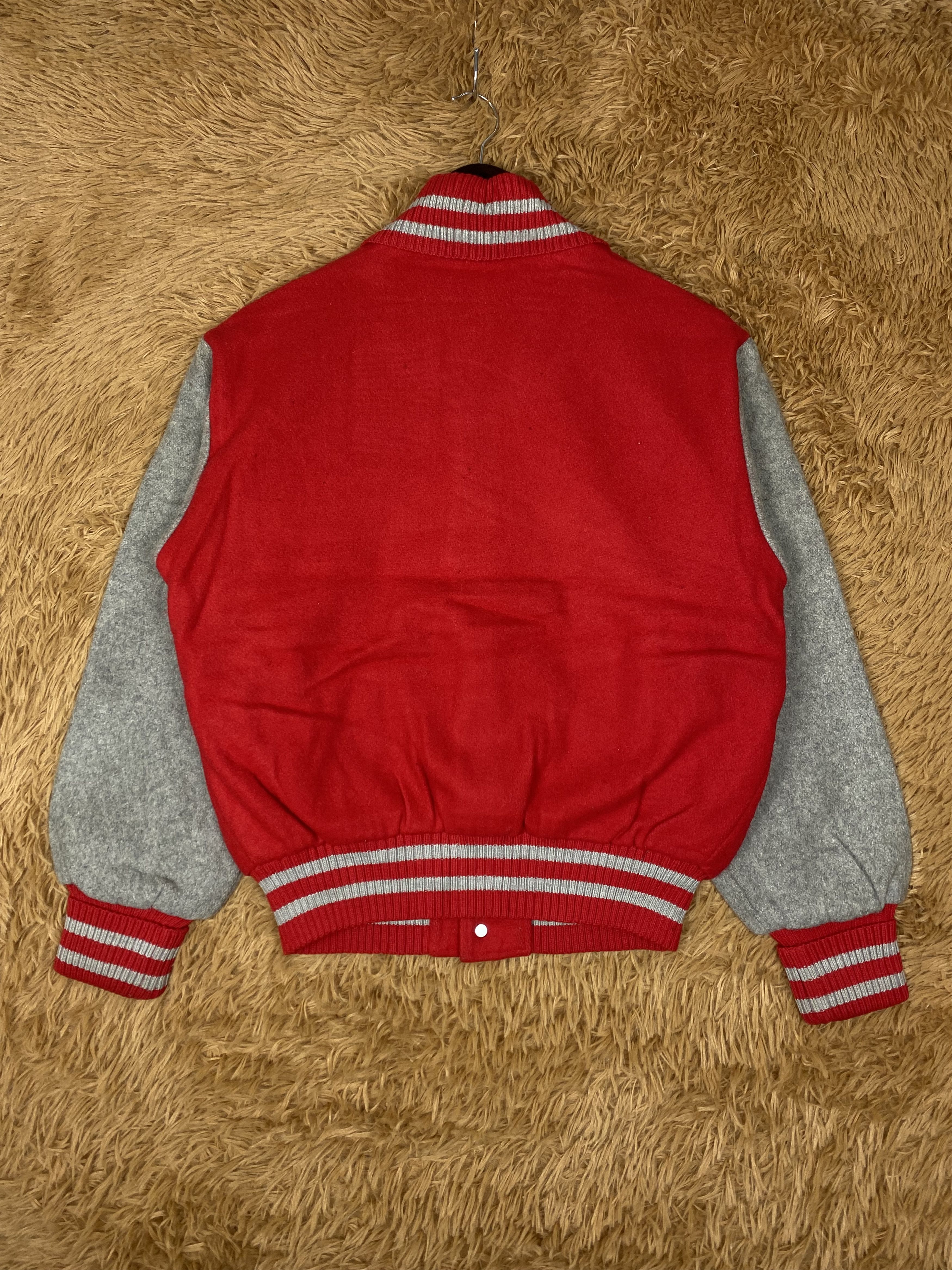 Vintage Vintage UCLA Descente Varsity Jacket DJ0313 Size US S / EU 44-46 / 1 - 6 Thumbnail