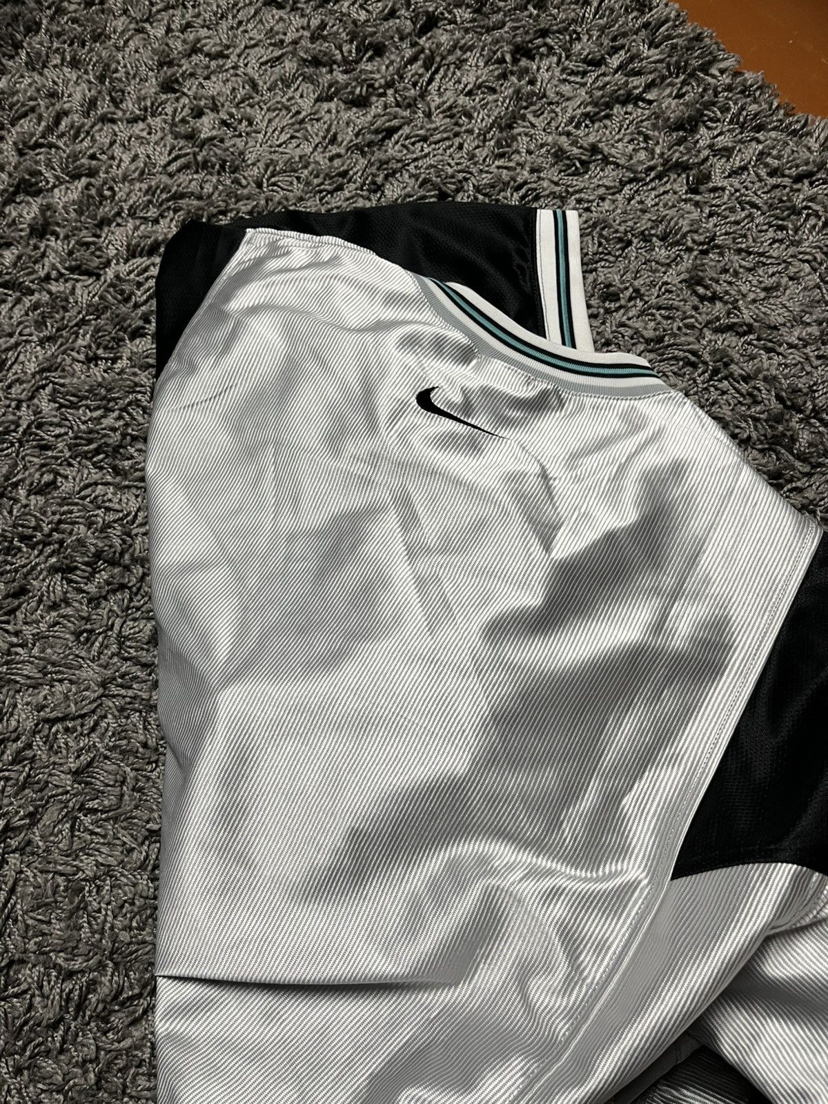 Nike Vintage 90s Nike Center Swoosh Basketball Warm-Up Jersey Size US L / EU 52-54 / 3 - 6 Thumbnail