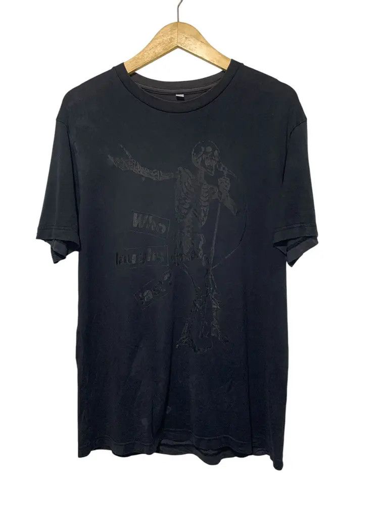 Band Tees Vintage Barbara Kruger skeleton WHO LAUGH LAST? T shirt Size US L / EU 52-54 / 3 - 2 Thumbnail