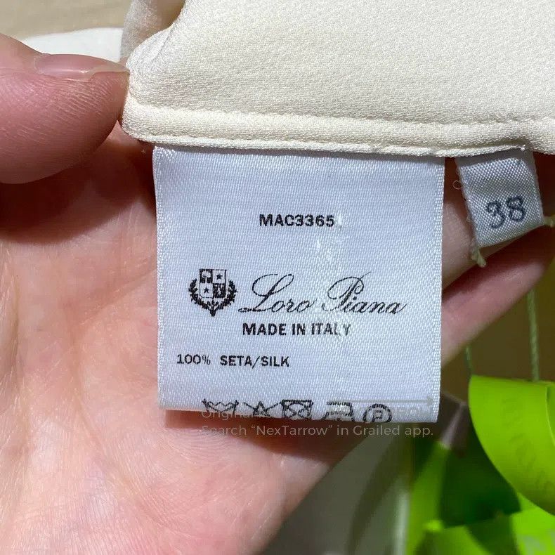 Loro Piana Loro Piana Beige V Neck Shirt Size XS / US 0-2 / IT 36-38 - 4 Thumbnail