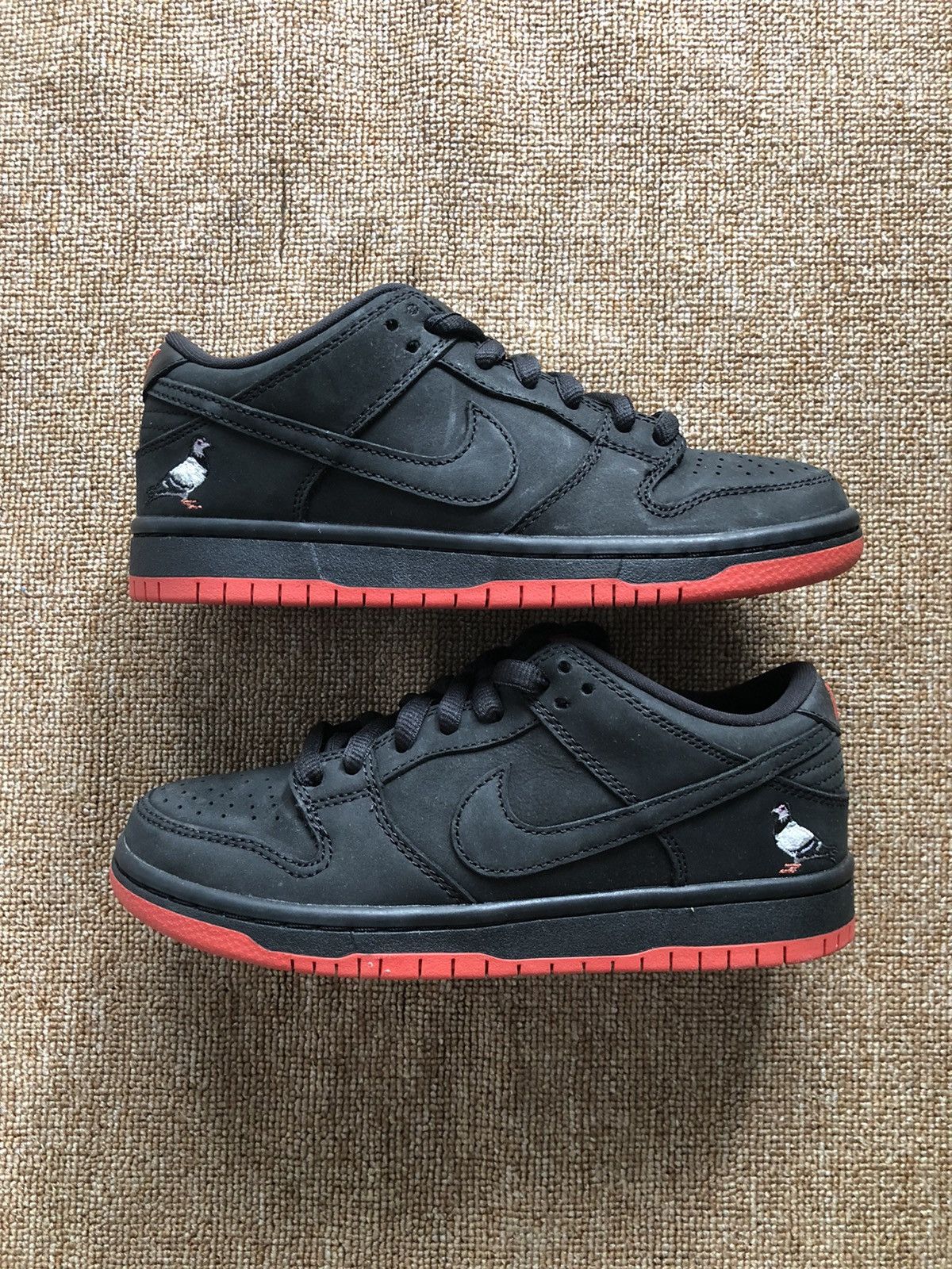 Nike Hulks Denims and Black Pigeons bundling Size US 9 / EU 42 - 14 Thumbnail