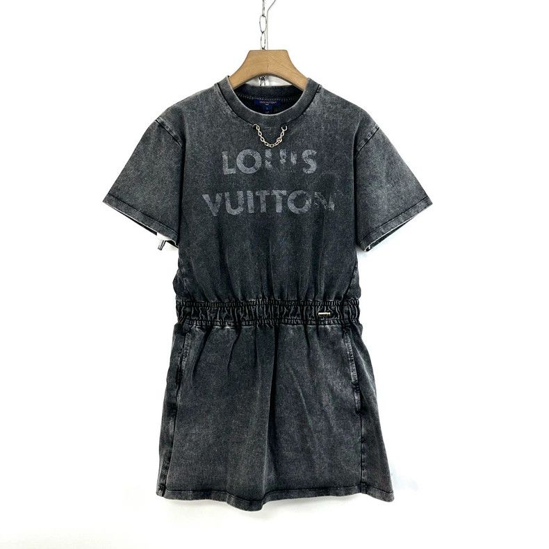 Louis Vuitton Louis Vuitton Grey washed worn-out waist dress Size S / US 4 / IT 40 - 1 Thumbnail