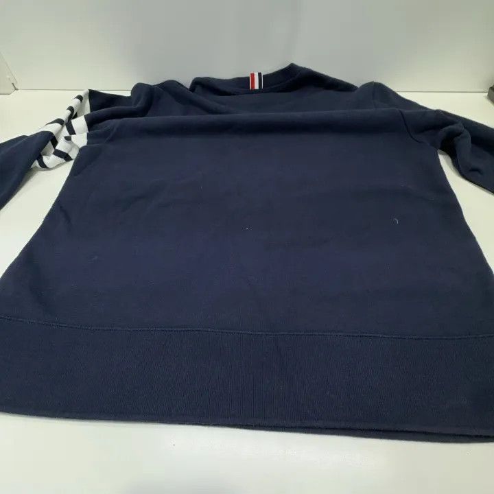 Thom Browne Thom Browne Classic Four Stripe Sweatshirt -2507 Size US XXL / EU 58 / 5 - 9 Thumbnail