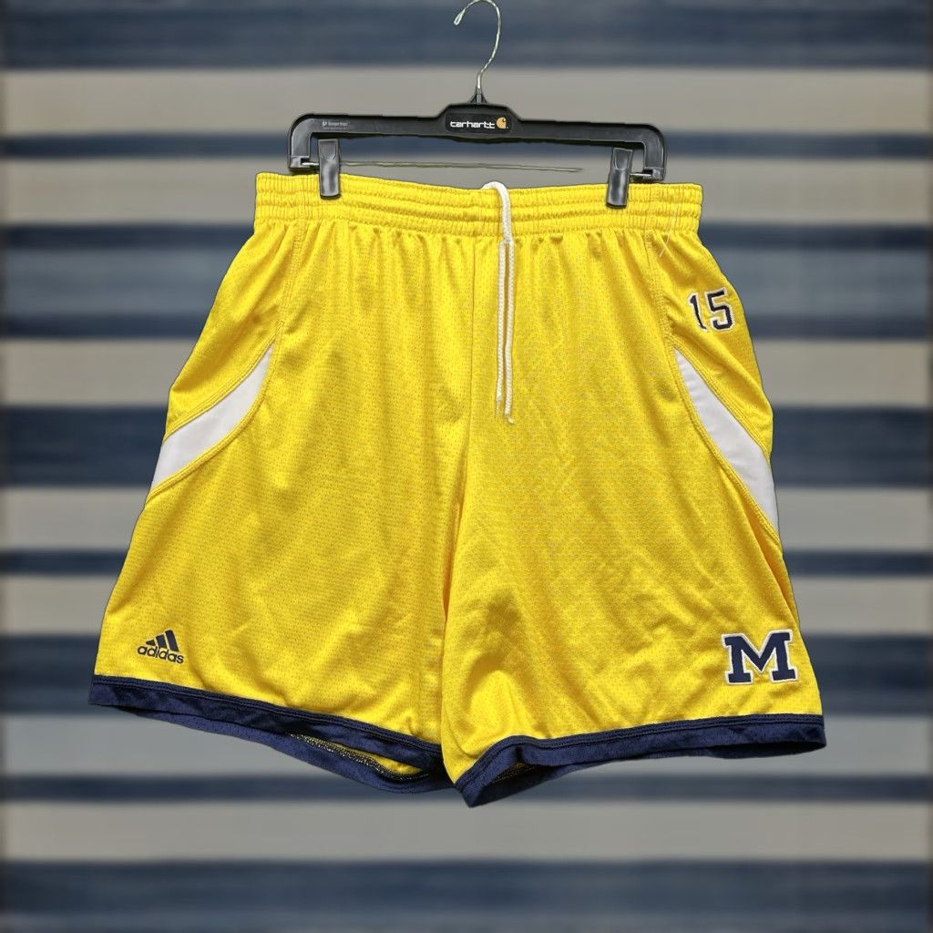 VINTAGE adidas Michigan Wolverines Shorts Mens XL Team Issued Basketball Y2K Yellow - 84 characters