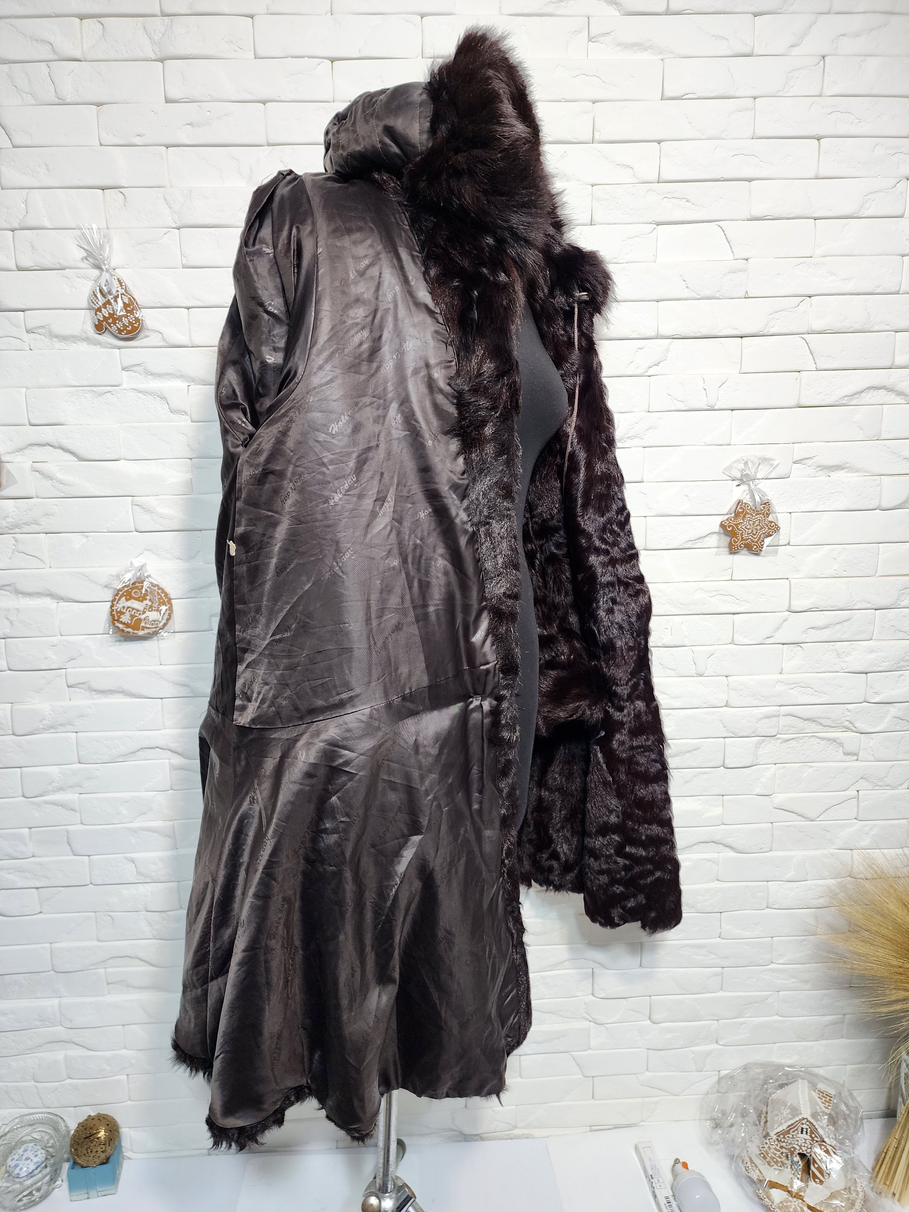 Uniqlo Black Goat Fur Coat: Women's Warm Hooded Outerwear Size XL / US 12-14 / IT 48-50 - 9 Thumbnail