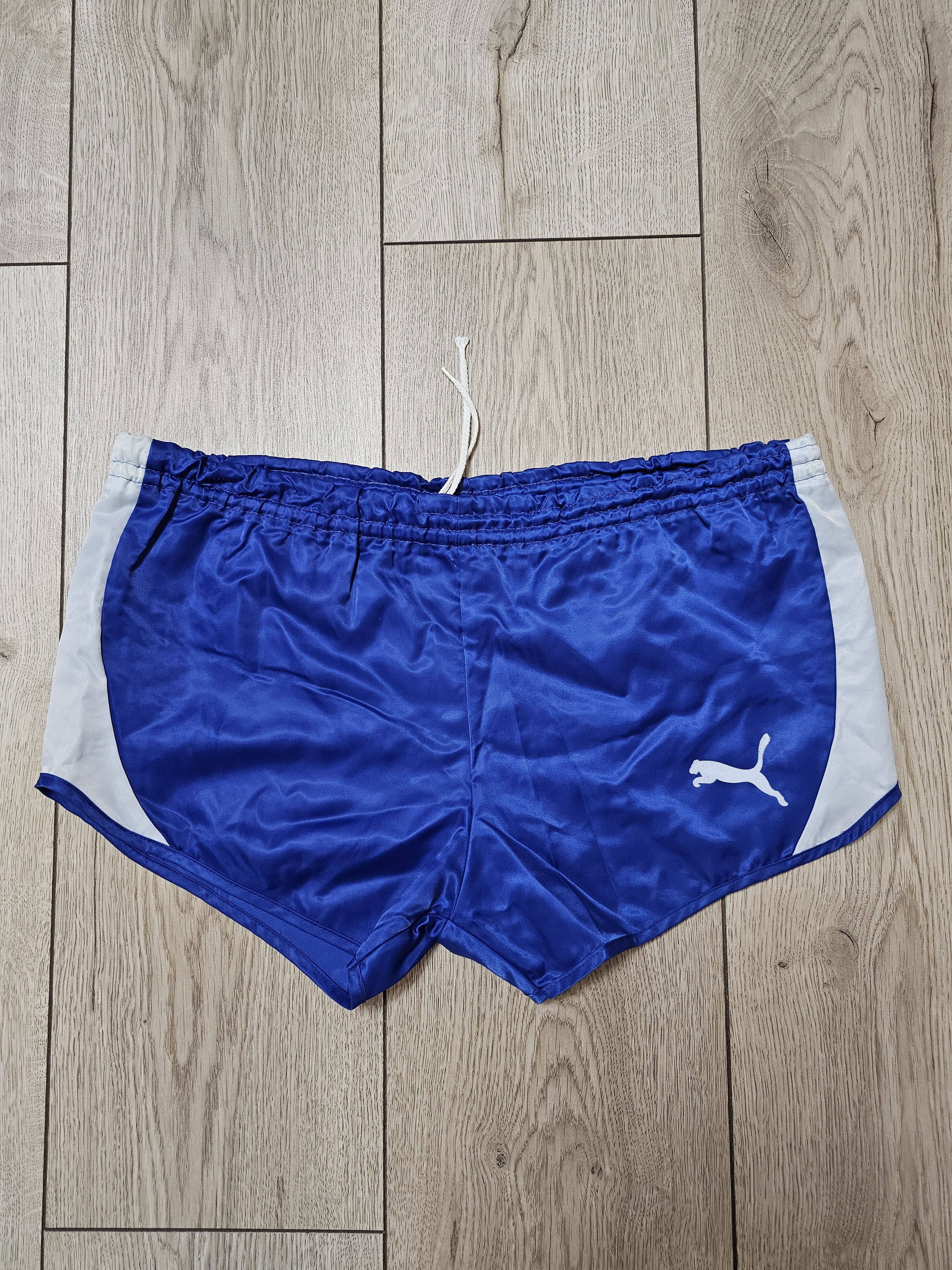 Vintage PUMA SHORTS WEST GERMANY VINTAGE NYLON 80s SPRINTER RUNNING Size US 30 / EU 46 - 1 Thumbnail